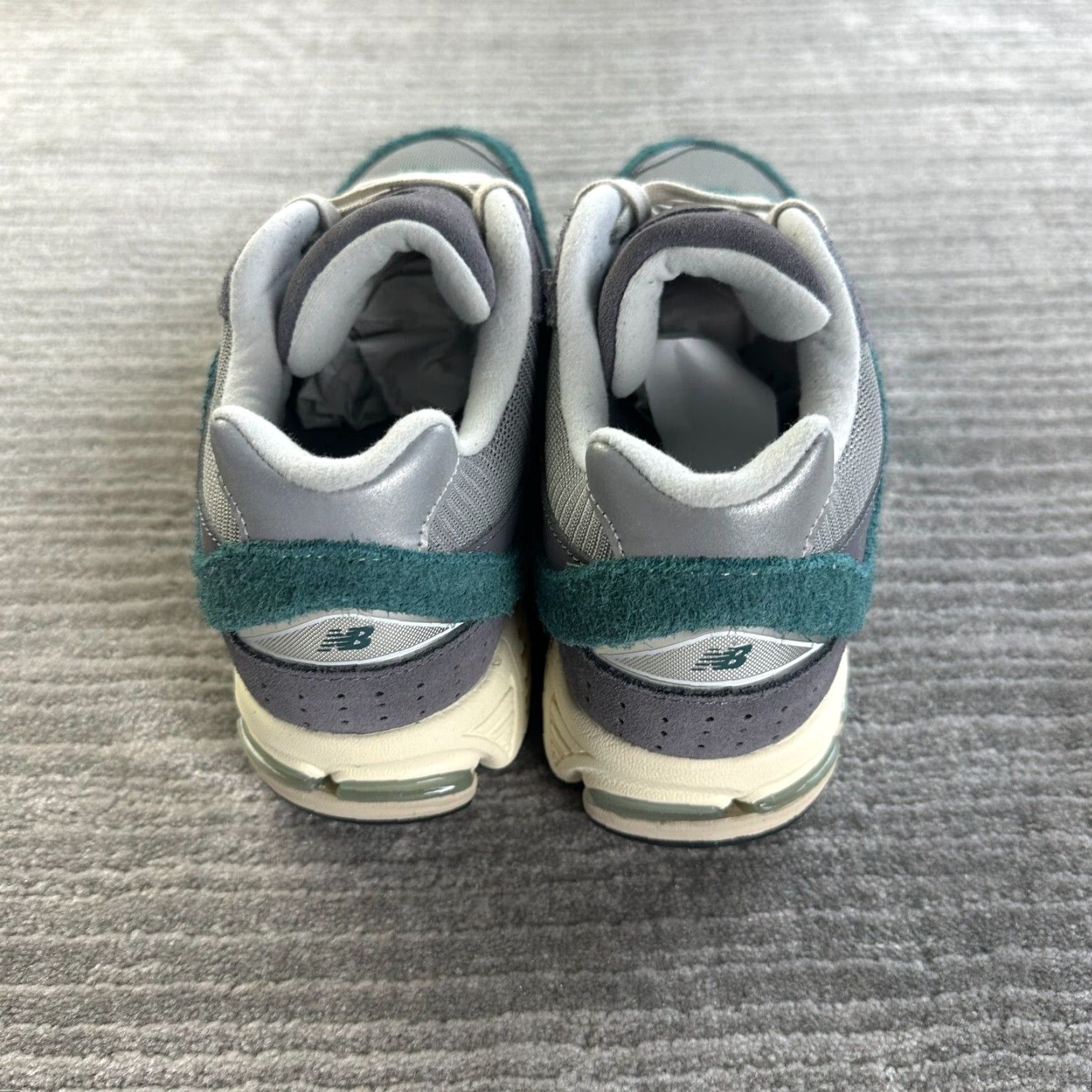 New Balance New Balance 2002R Mens Size 9 Green Spruce Magnet Suede Fuzzy Cushioned Breathable Sneaker Size ONE SIZE - 5 Thumbnail