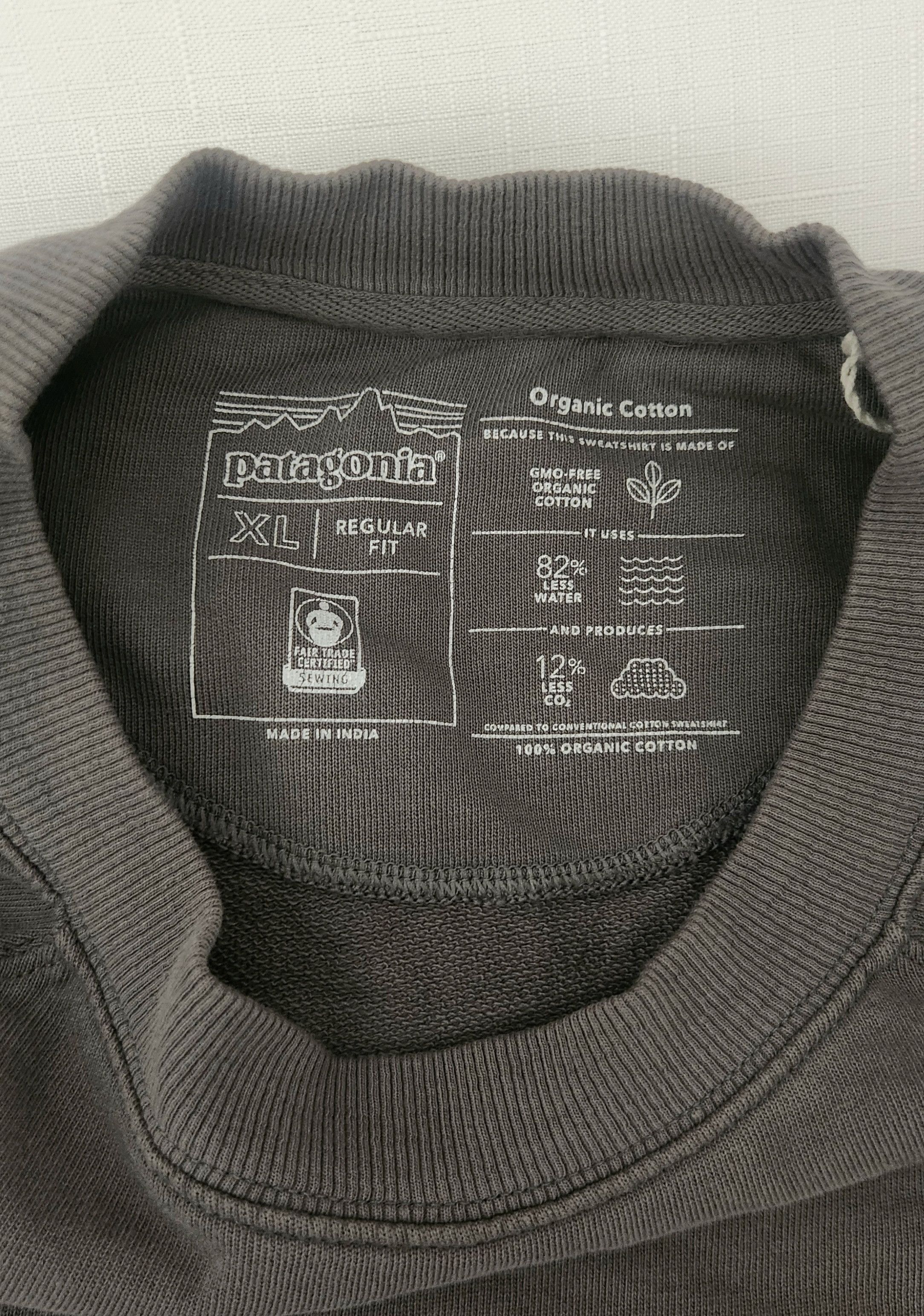 Patagonia Patagonia Mens M's P-6 Logo Spellout Organic Crew Sweatshirt Size US XL / EU 56 / 4 - 5 Thumbnail