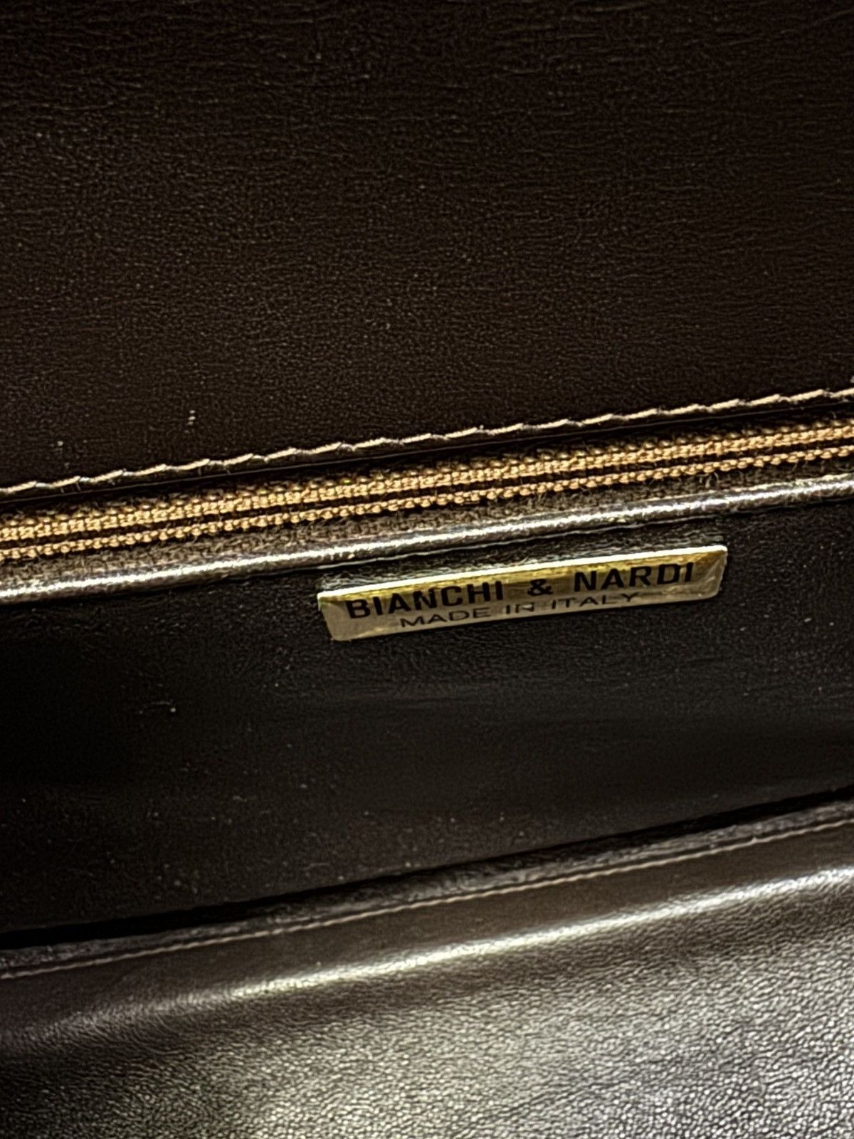 Genuine Leather VINTAGE BIANCHI & NARDI DARK BROWN CROCODILE LEATHER BAG Size ONE SIZE - 9 Thumbnail
