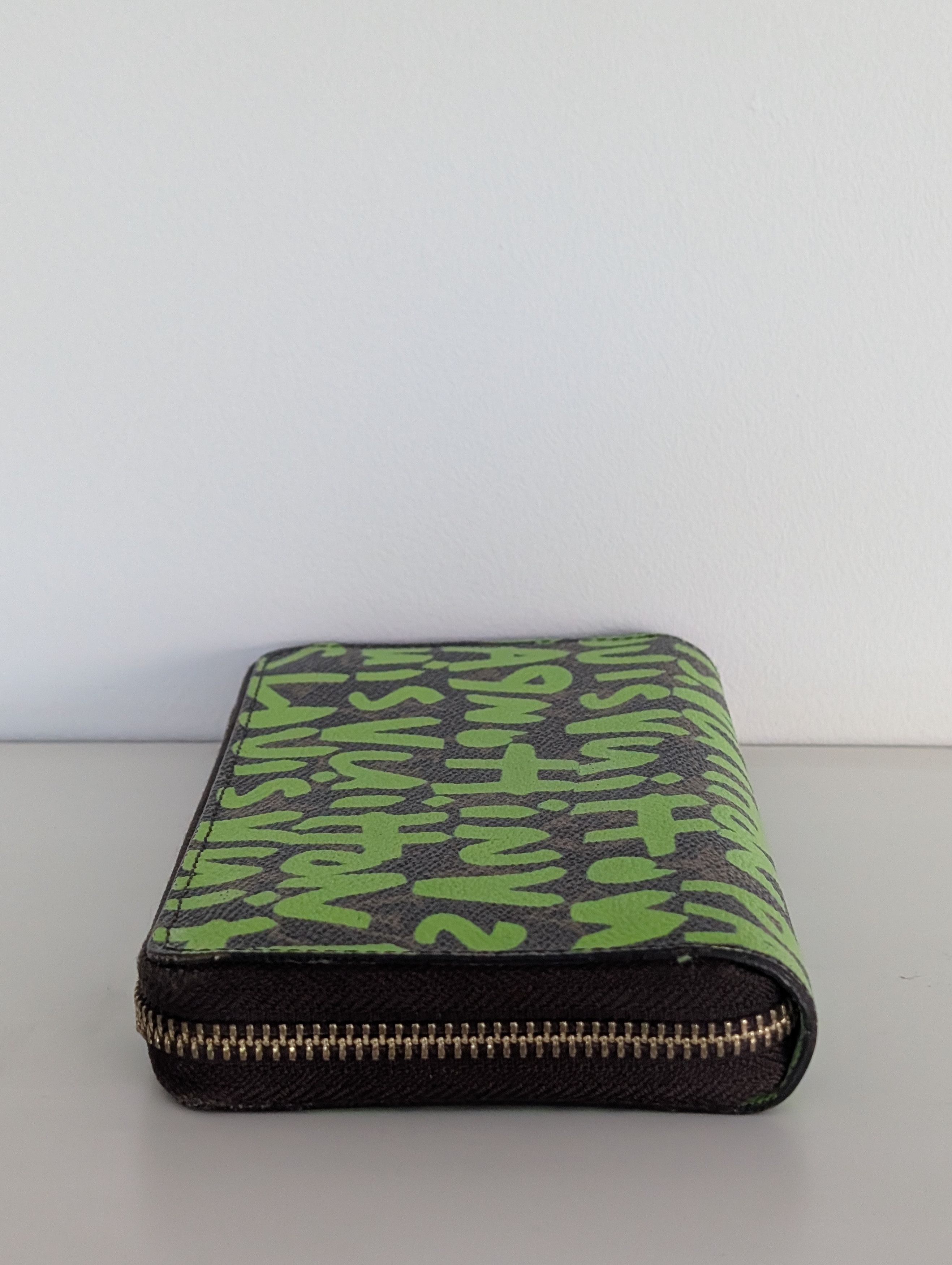 Louis Vuitton × Stephen Sprouse Louis Vuitton x Stephen Sprouse zippy wallet Size ONE SIZE - 3 Thumbnail