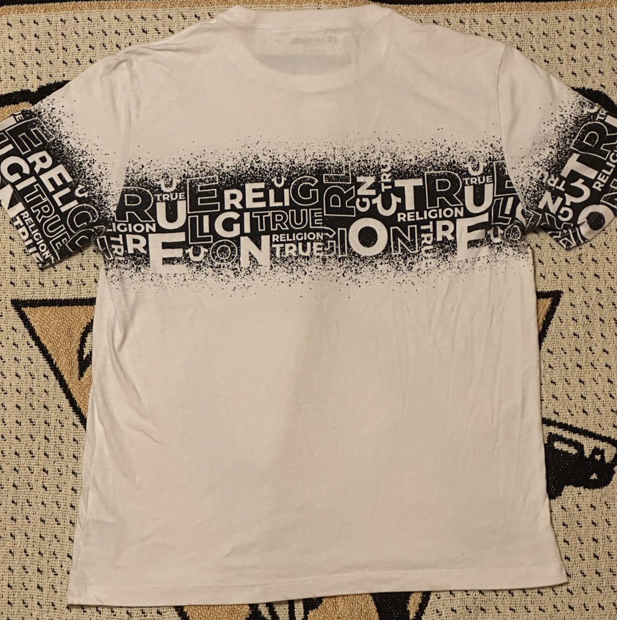 True Religion TRUE RELIGION White Shirt W/ Front To Back Print Sz.XL Size US XL / EU 56 / 4 - 3 Thumbnail