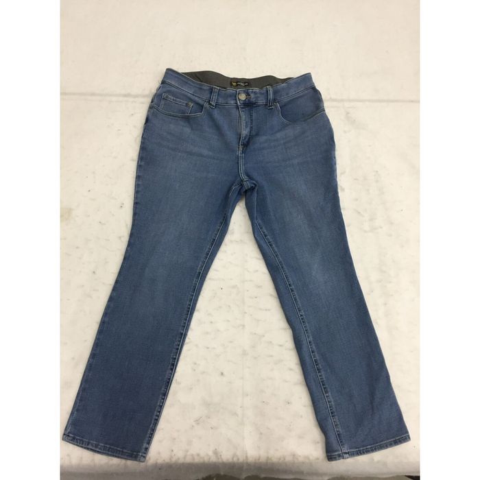 Lee Lee Jeans Petite 16W Slim Fit Straight Leg Mid Rise Blue Elastic Waist Med. Wash Grailed