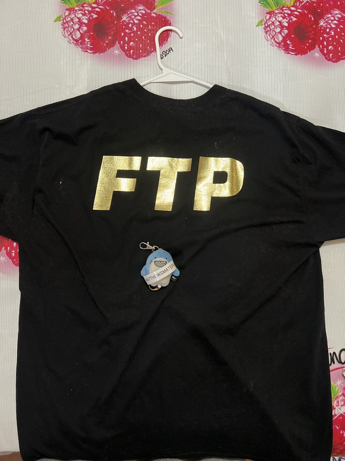 Fuck The Population 10 fucking years tee gold Size US XL / EU 56 / 4 - 1 Thumbnail