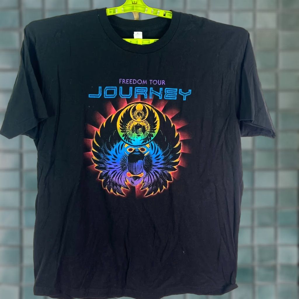 Tultex VINTAGE Tour Band T-Shirt Adult XL Black Graphic Print Crew Neck Short Sleeve All Seasons Men Size US XL / EU 56 / 4 - 1 Thumbnail