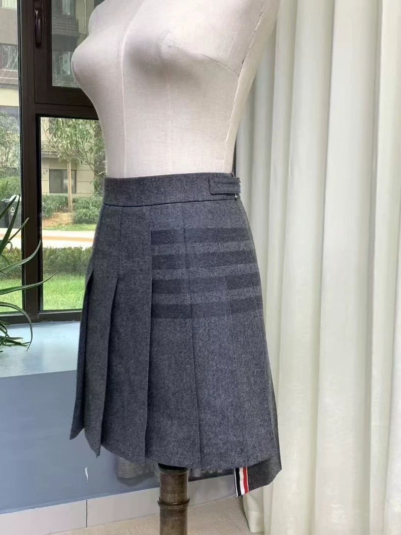 Other Thom Browne size38 A wool pleated skirt Size 25" / US 0 / IT 36 - 4 Thumbnail