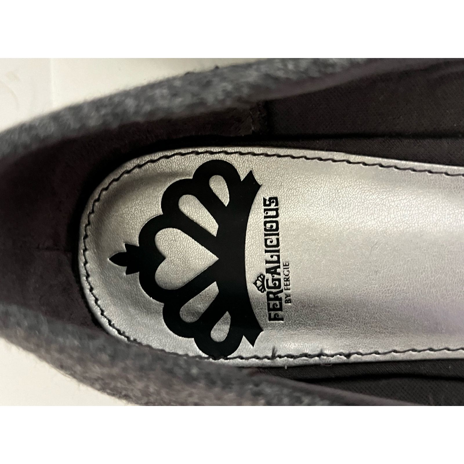 Other Fergalicious Fergie Adele Flats slip-on casual ruffle accent Size US 7.5 / IT 37.5 - 3 Thumbnail