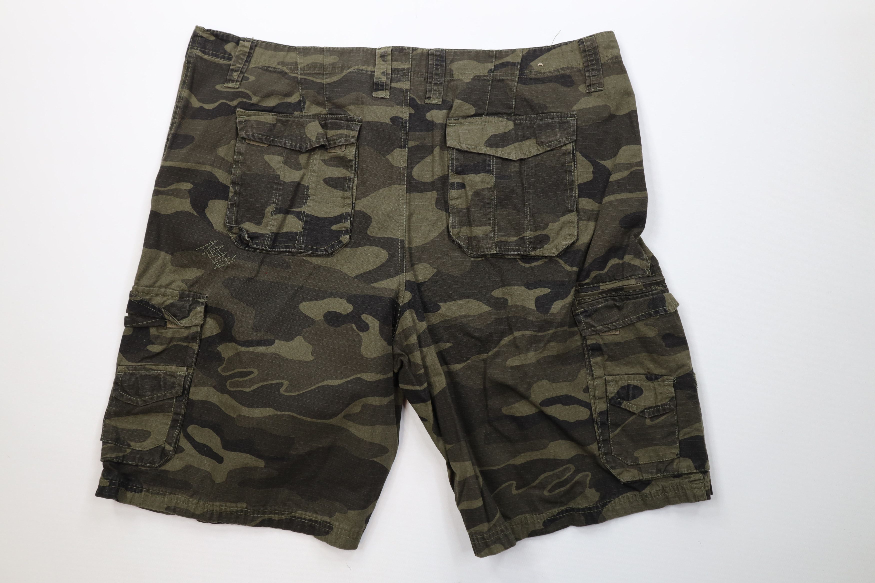 Vintage Vintage 90s Y2K Burnside Surfing Camouflage Cargo Shorts Size US 42 / EU 58 - 8 Thumbnail