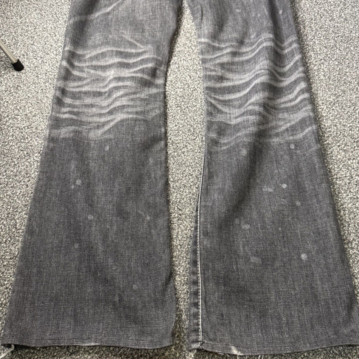 Beauty Beast 🔥 Vintage Flared y2k Levis 708 Black Distressed Denim Size US 30 / EU 46 - 12 Thumbnail