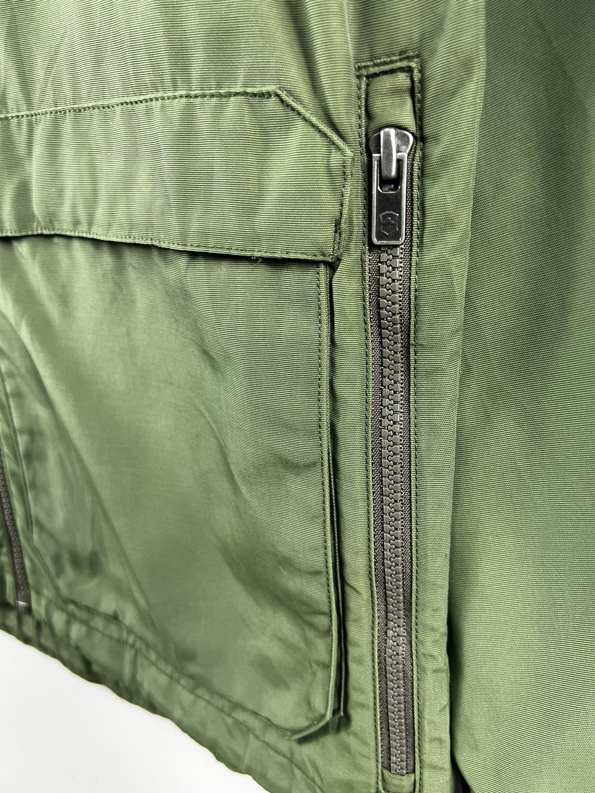 Victorinox 🔥 VICTORINOX HIDDEN HOODIE CAMP HEAVY JACKET - L Size US S / EU 44-46 / 1 - 5 Thumbnail