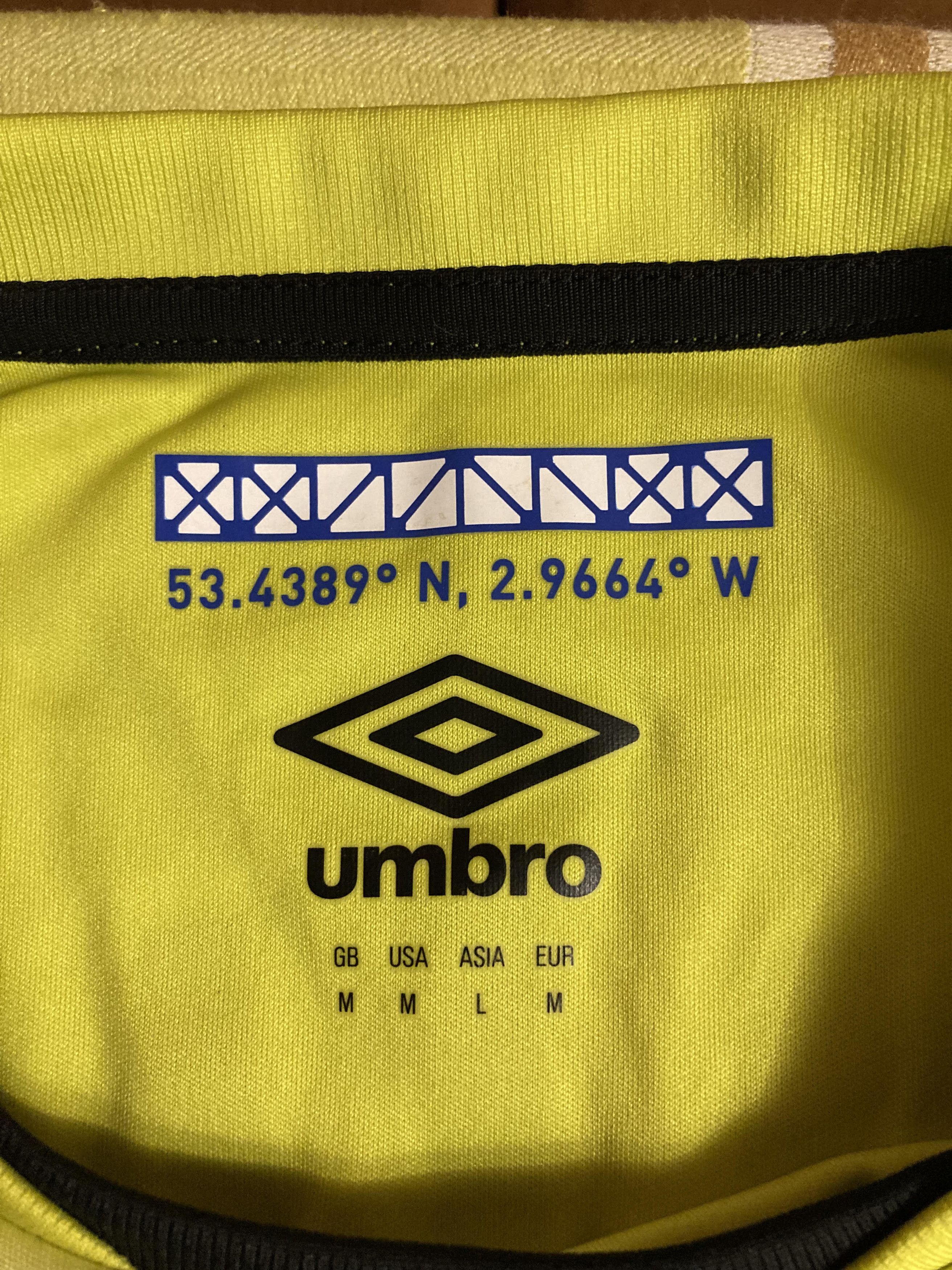 Umbro Umbro 2016-17 Everton Home Long Sleeve Jersey Shirt Size US M / EU 48-50 / 2 - 3 Thumbnail