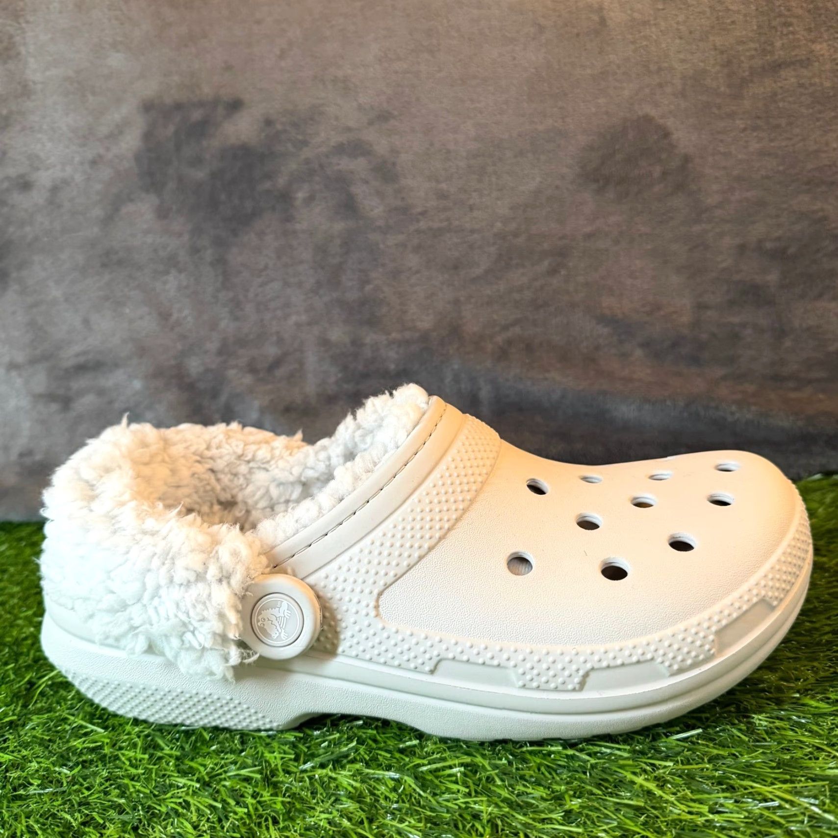 Crocs VINTAGE | Grailed