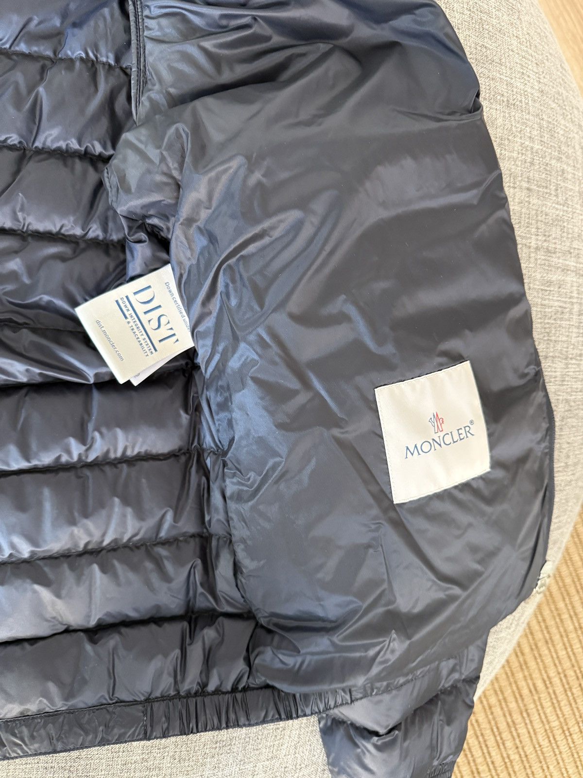 Moncler MONCLER LIGHT WEIGHT FEATHER PUFFER JACKET Size US M / EU 48-50 / 2 - 3 Thumbnail