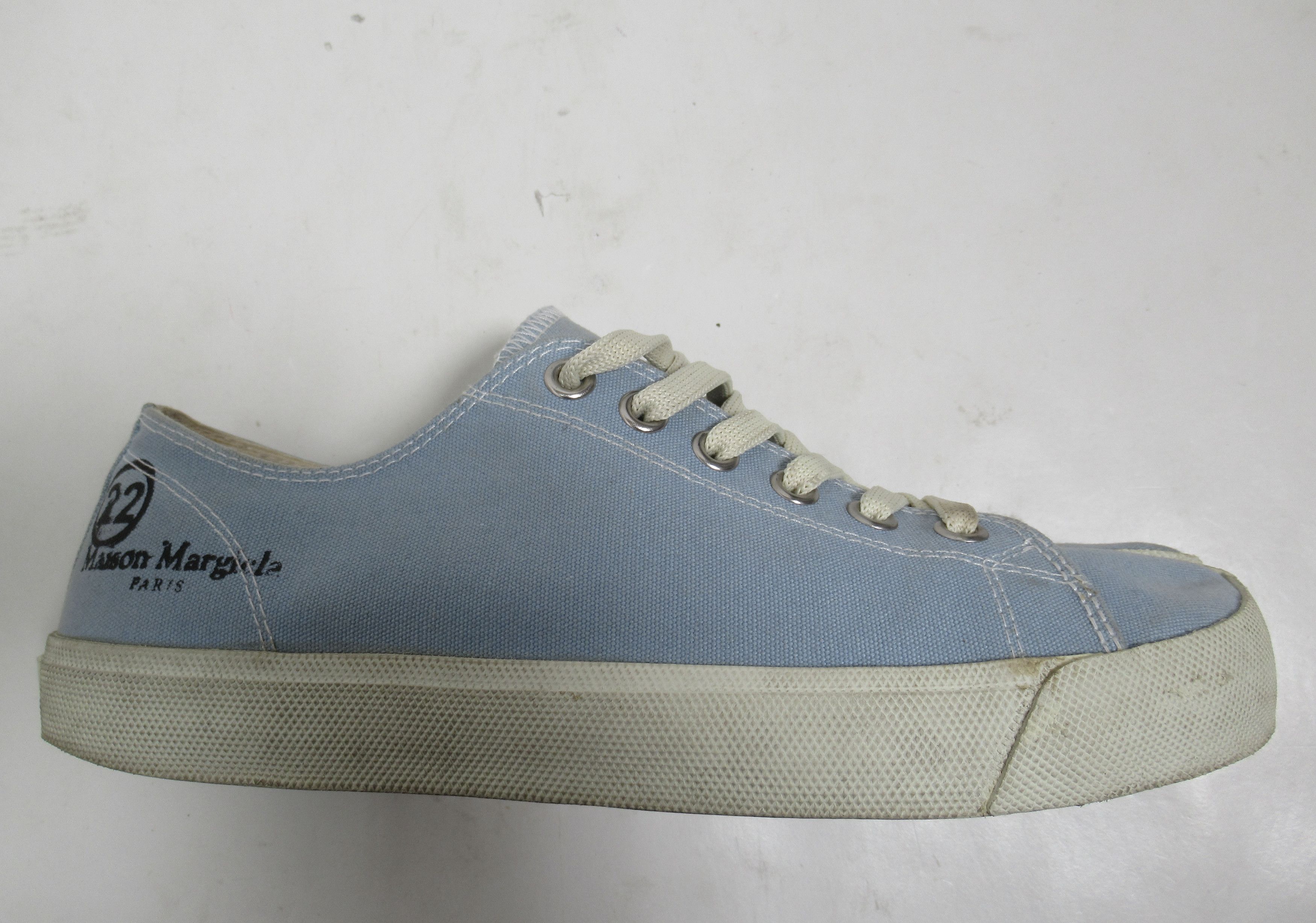 Maison Margiela Maison Margiela Men's Canvas Tabi Sneaker Light Blue Size US 7 / EU 40 - 1 Thumbnail