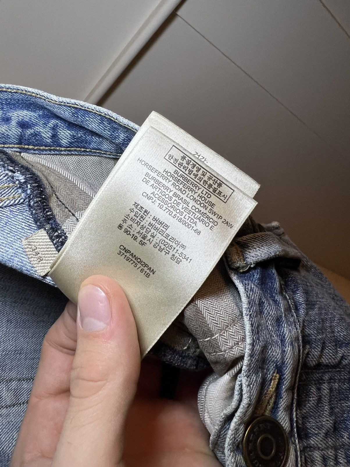 Burberry Vintage Burberry Brit slim faded jeans Size US 34 / EU 50 - 7 Thumbnail