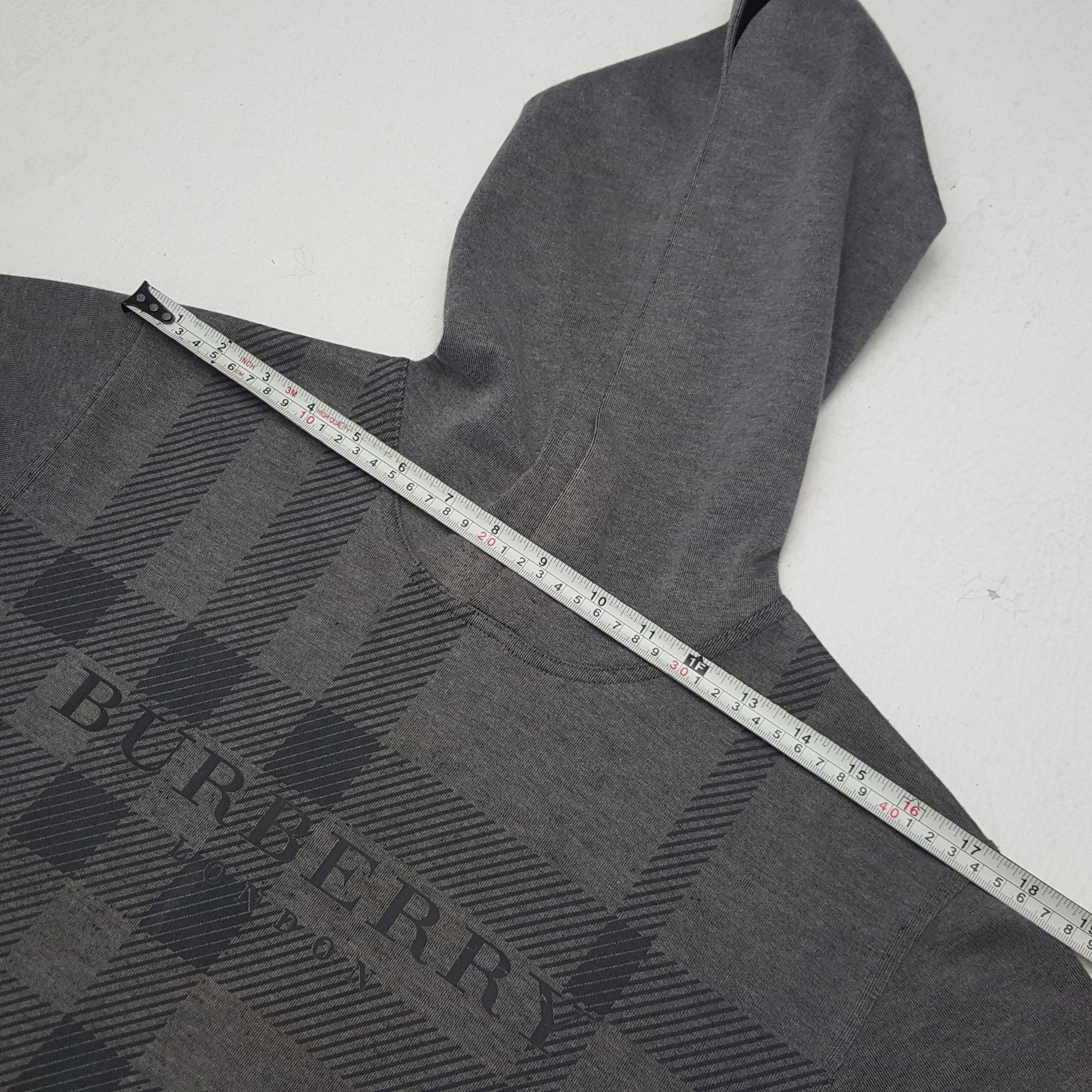 Burberry × Japanese Brand × Vintage Vintage Burberry London Custom Spell Out Sweatshirt Hoodies Size US XS / EU 42 / 0 - 6 Thumbnail