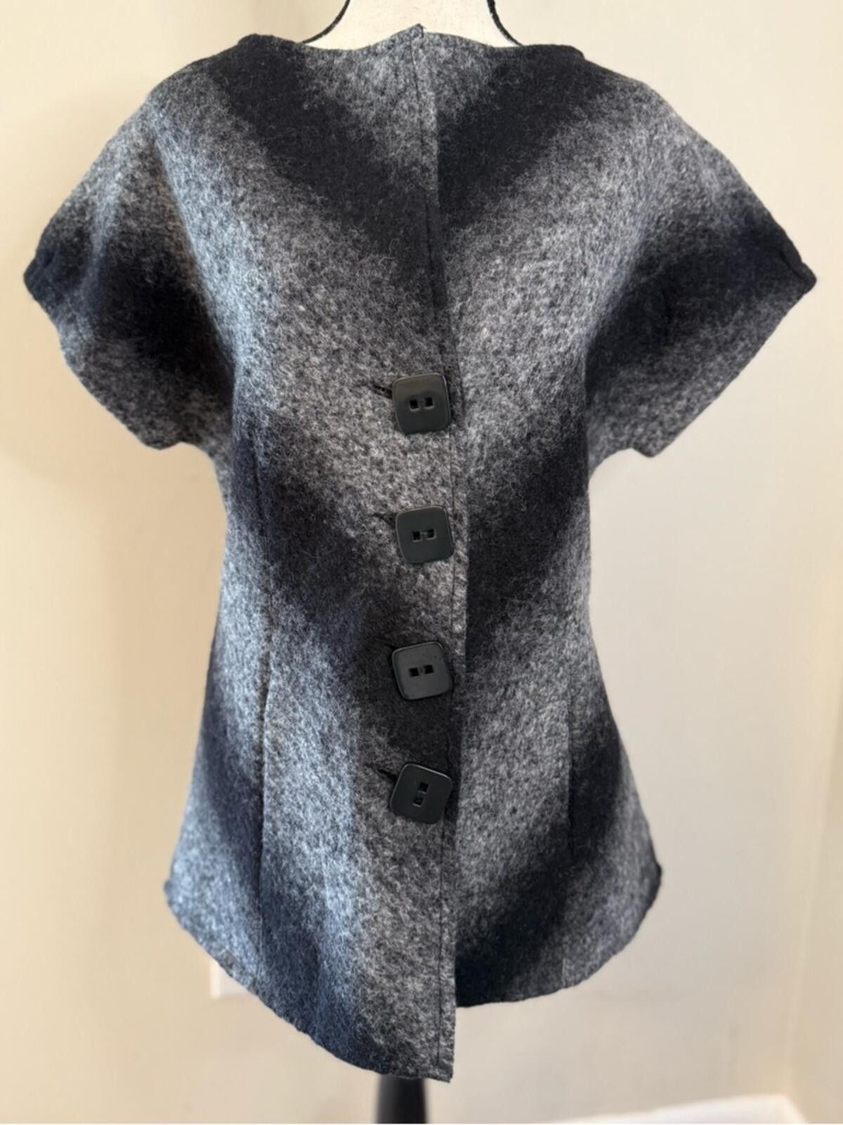 Parkhurst Parkhurst wool short sleeve striped cardigan black gray SM Size S / US 4 / IT 40 - 1 Thumbnail