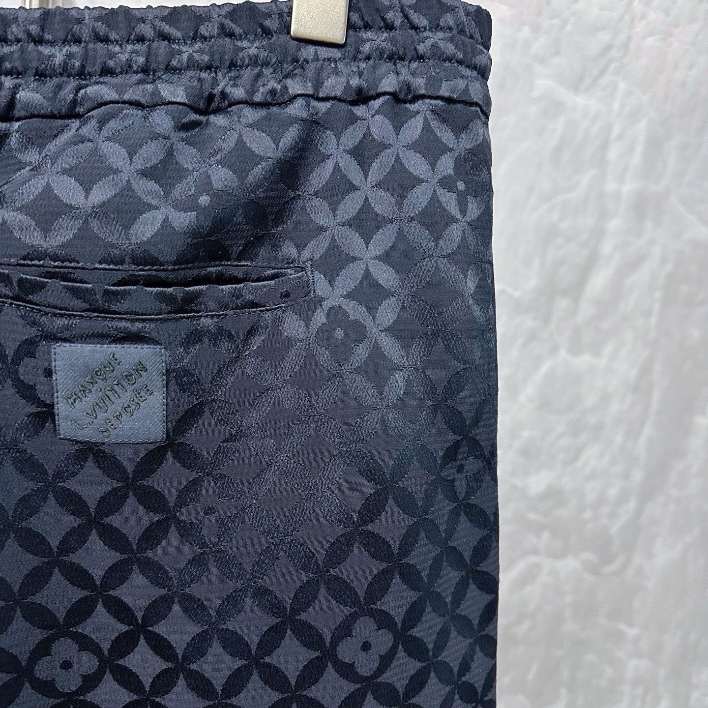 Louis Vuitton Louis Vuitton Nigo FW25 Jacquard Shorts Size US 36 / EU 52 - 3 Thumbnail
