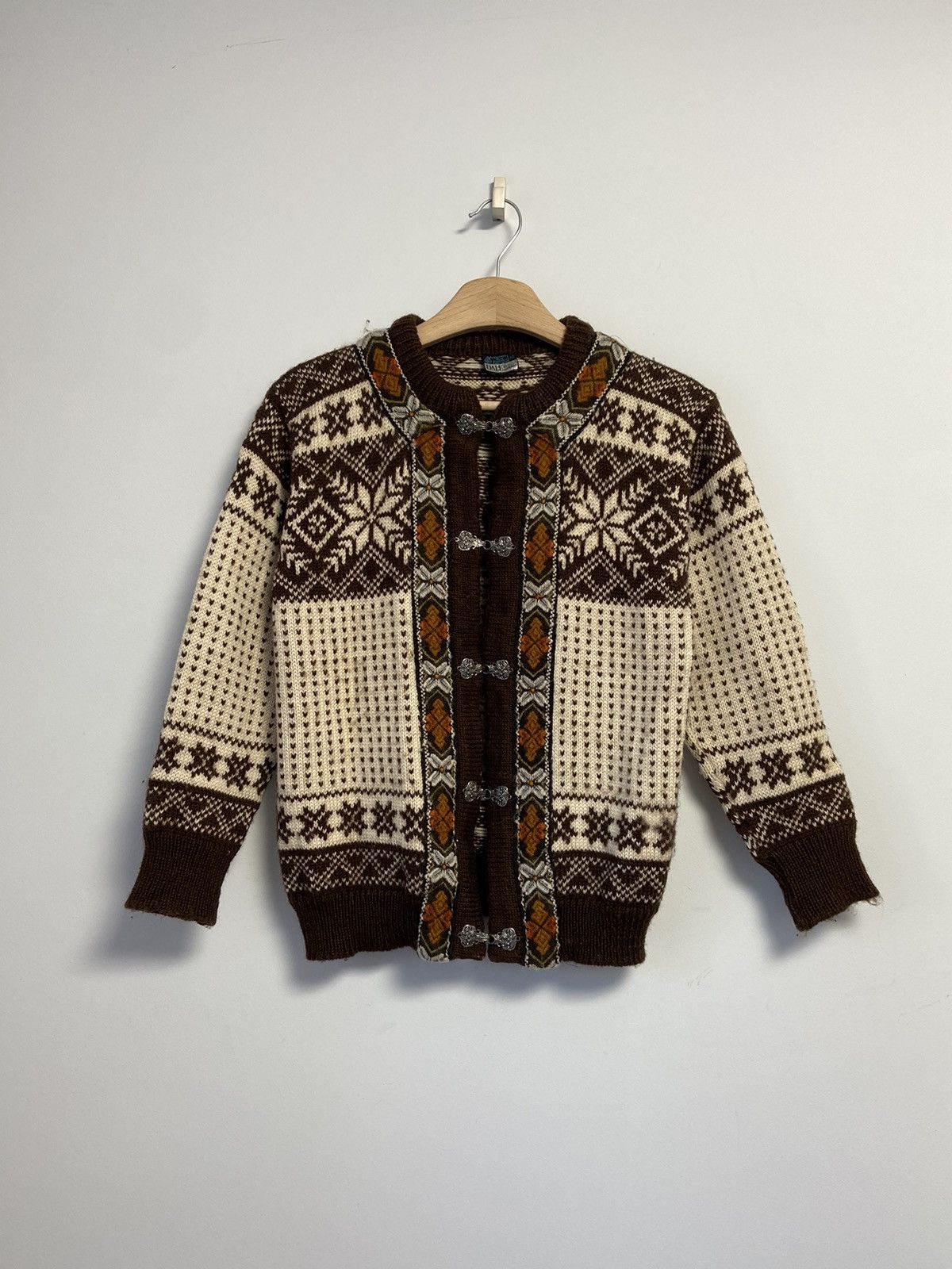Vintage DALE OF NORWAY Collection Floral Wool Knit Button Cardigan Size M / US 6-8 / IT 42-44 - 1 Thumbnail