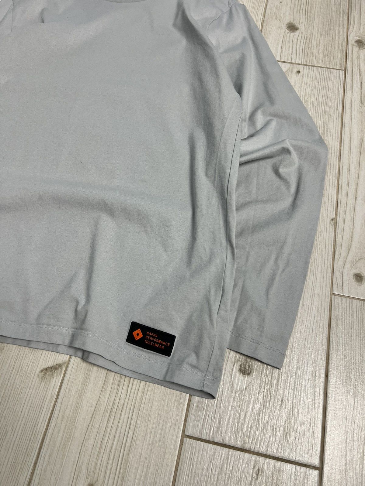 Rapha RAPHA MEN'S TRAIL LONG SLEEVE T-SHIRT LEGACY COLOURS Size US L / EU 52-54 / 3 - 7 Thumbnail