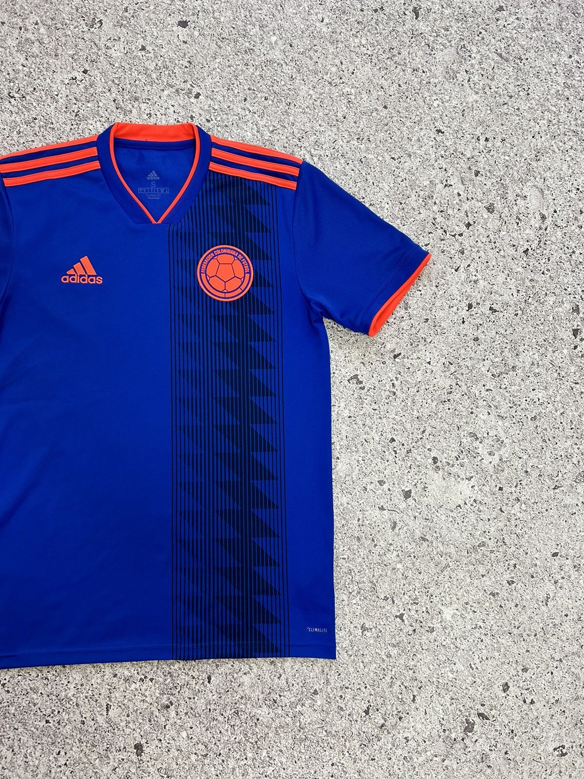 Adidas × Vintage Vintage Adidas 2018 2019 Away Football Soccer Jersey Size US S / EU 44-46 / 1 - 5 Thumbnail