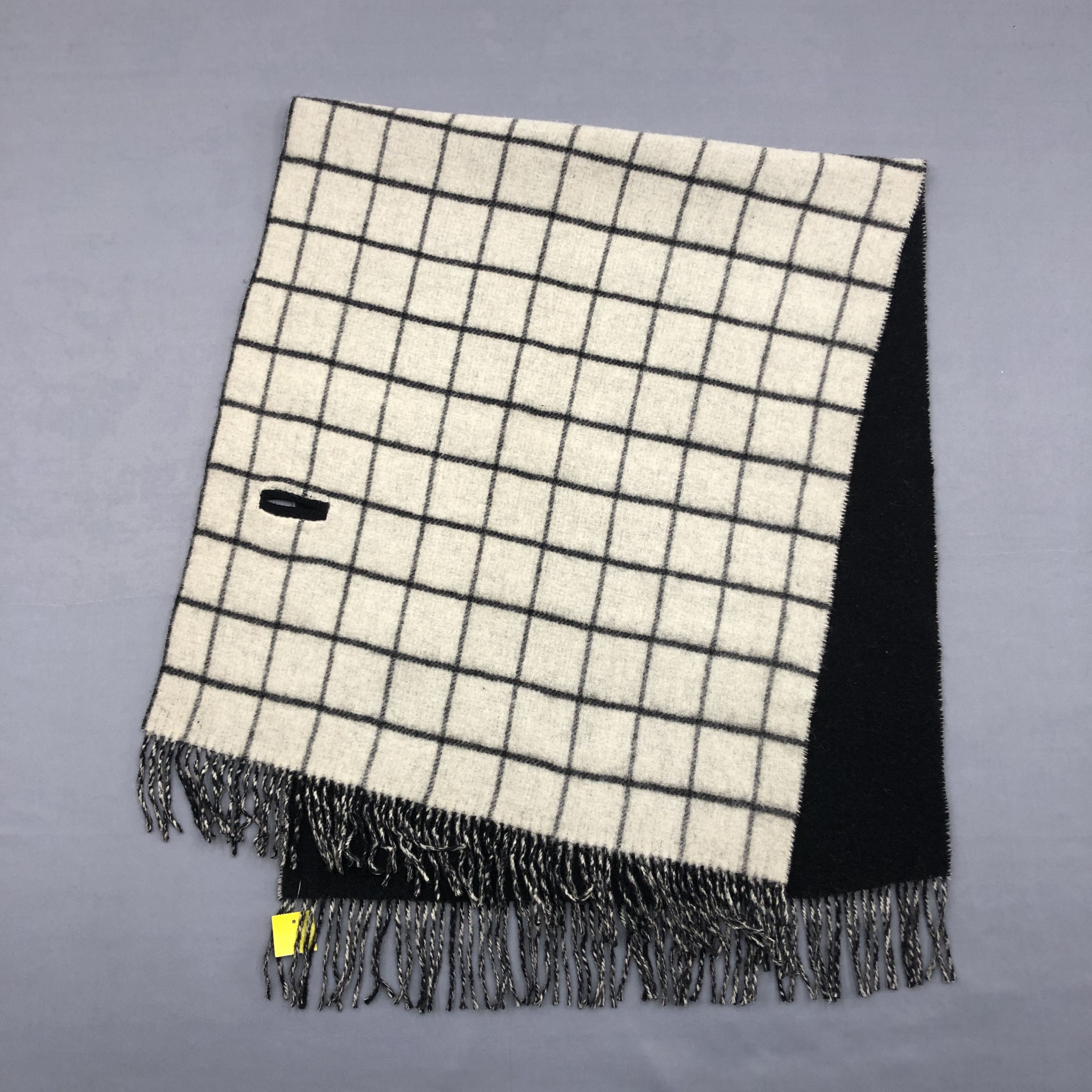 Japanese Brand Vintage Vivienne Westwood Scarf Muffler Orbs Wool Scarves. Size ONE SIZE - 5 Thumbnail