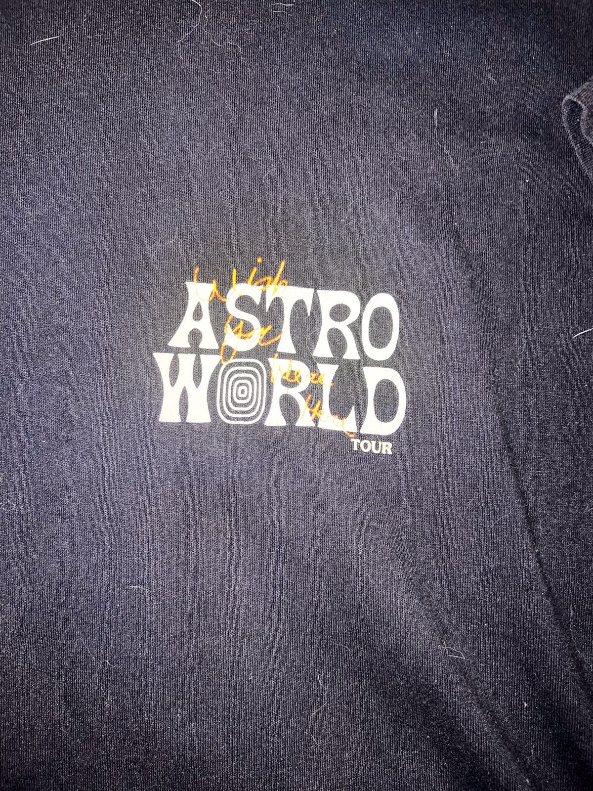 Travis Scott Travis Scott Wish you were here tour tee Size US XXL / EU 58 / 5 - 2 Thumbnail