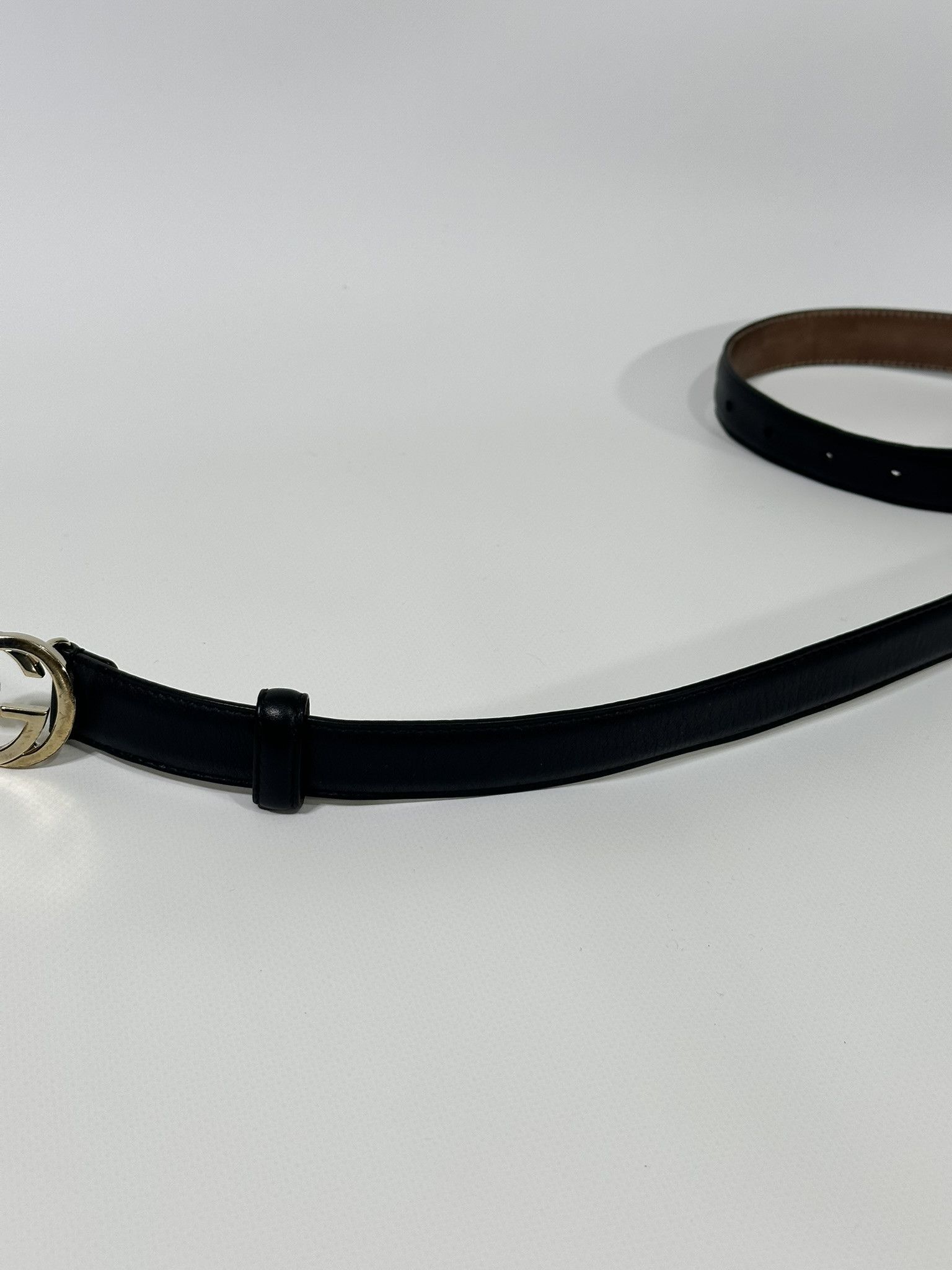 Gucci Gucci Thin Belt Black Leather Interlocking G Buckle Size ONE SIZE - 5 Thumbnail