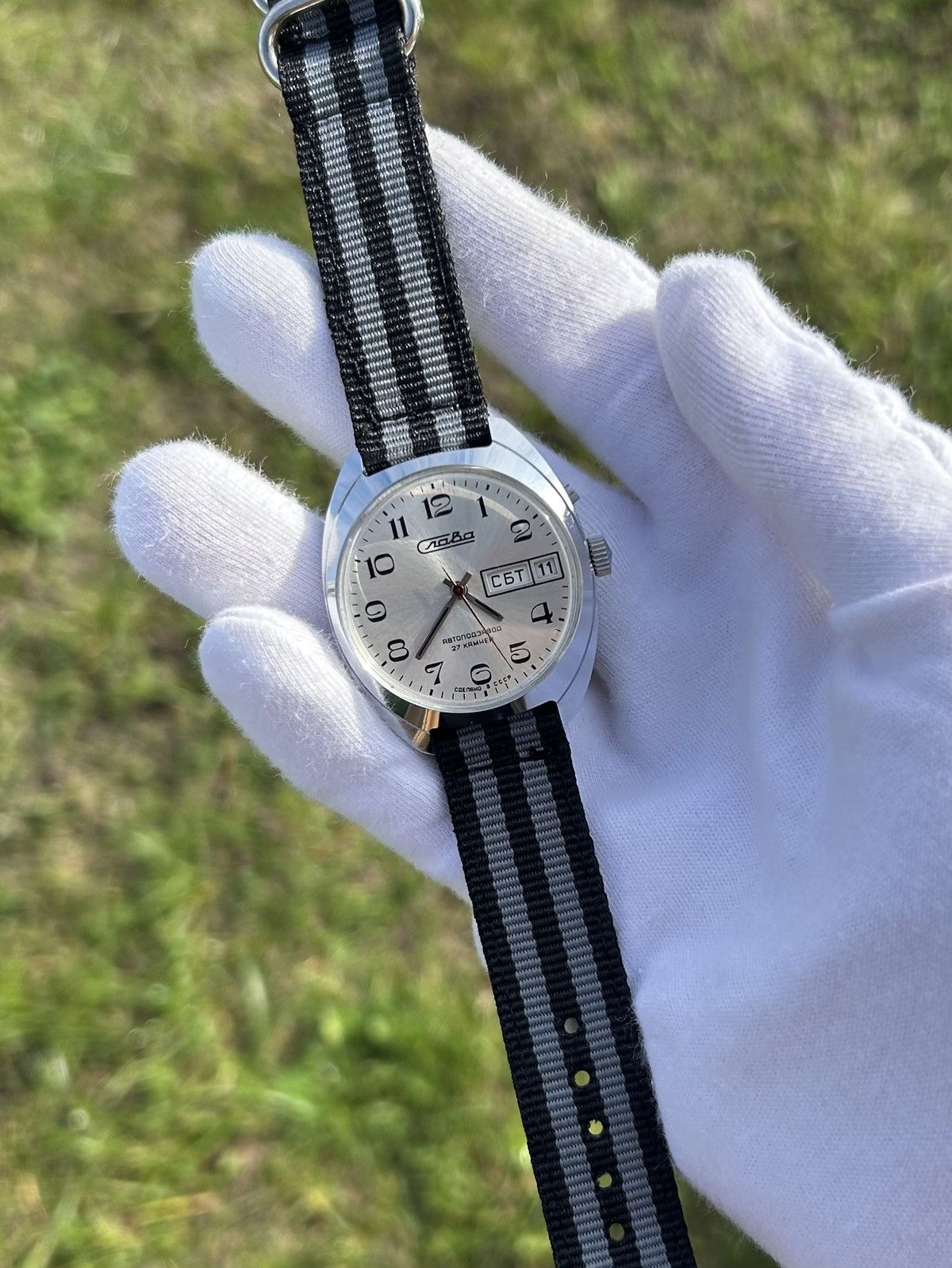 Vintage Vintage Watch Slava Automatic USSR Soviet Wristwatch 1980s Size ONE SIZE - 17 Thumbnail