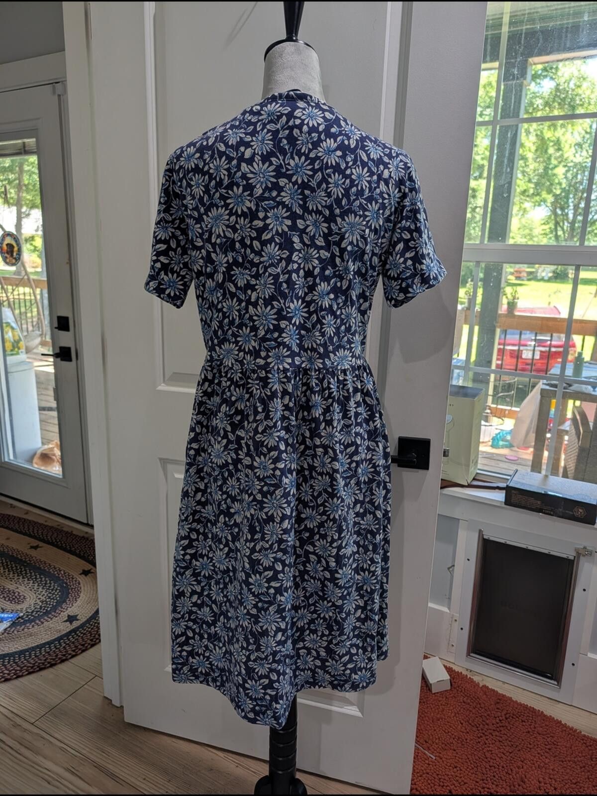 Other Vintage Button-Front Navy Floral Midi Dress Size S / US 4 / IT 40 - 3 Thumbnail