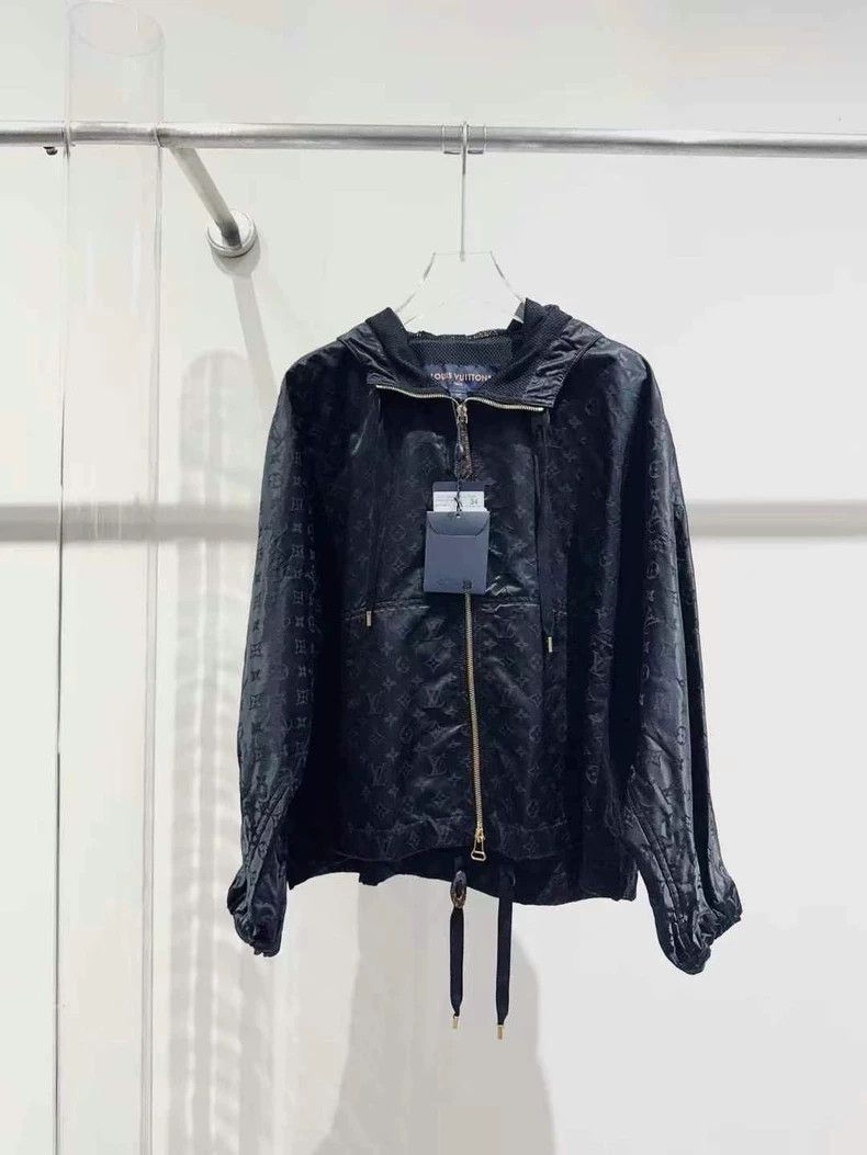 Louis Vuitton 23 full logo coat for autumn and winter jacke