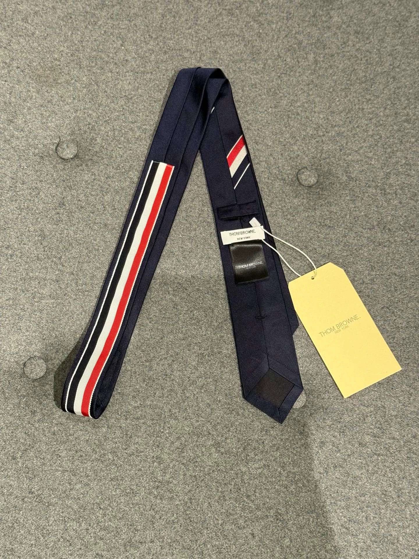 Thom Browne Thom Browne Classic Tri-Color Logo Navy Blue Tie Size ONE SIZE - 4 Thumbnail