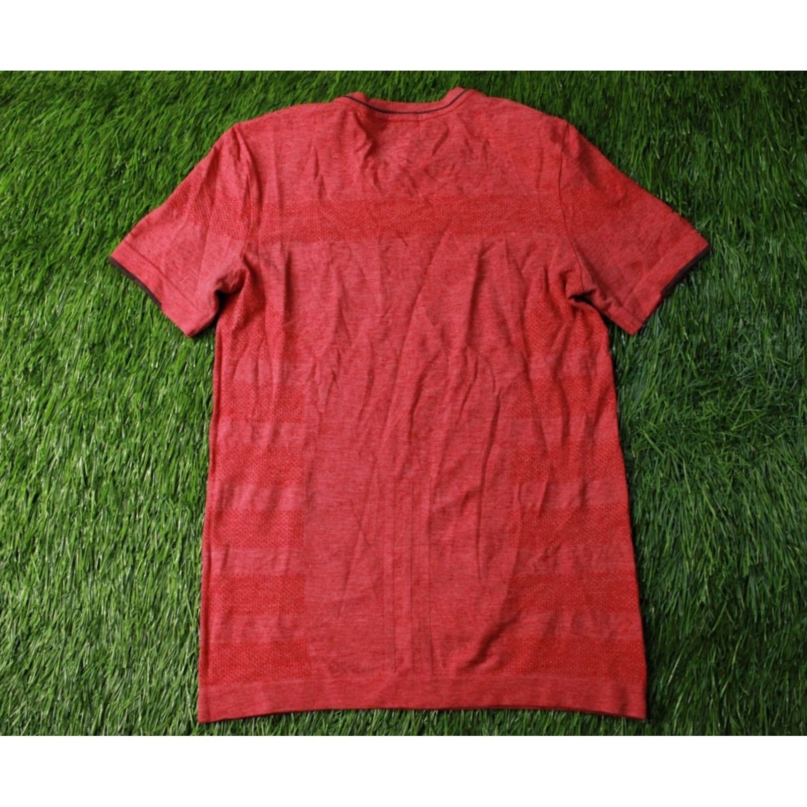 Adidas ADIDAS RUNNING T-SHIRT MEN Shirt Jersey Short Sleeve M Red and Gray 2016 Running Performance Size US M / EU 48-50 / 2 - 7 Thumbnail