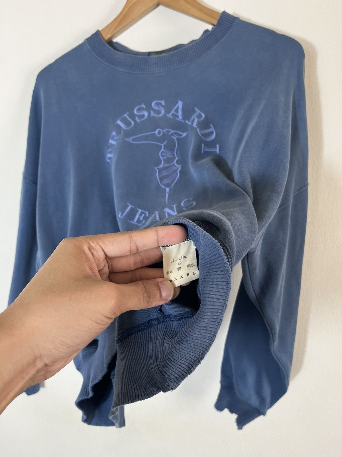 Trussardi Trussardi Jeans Distressed Sweatshirt Size US XS / EU 42 / 0 - 6 Thumbnail
