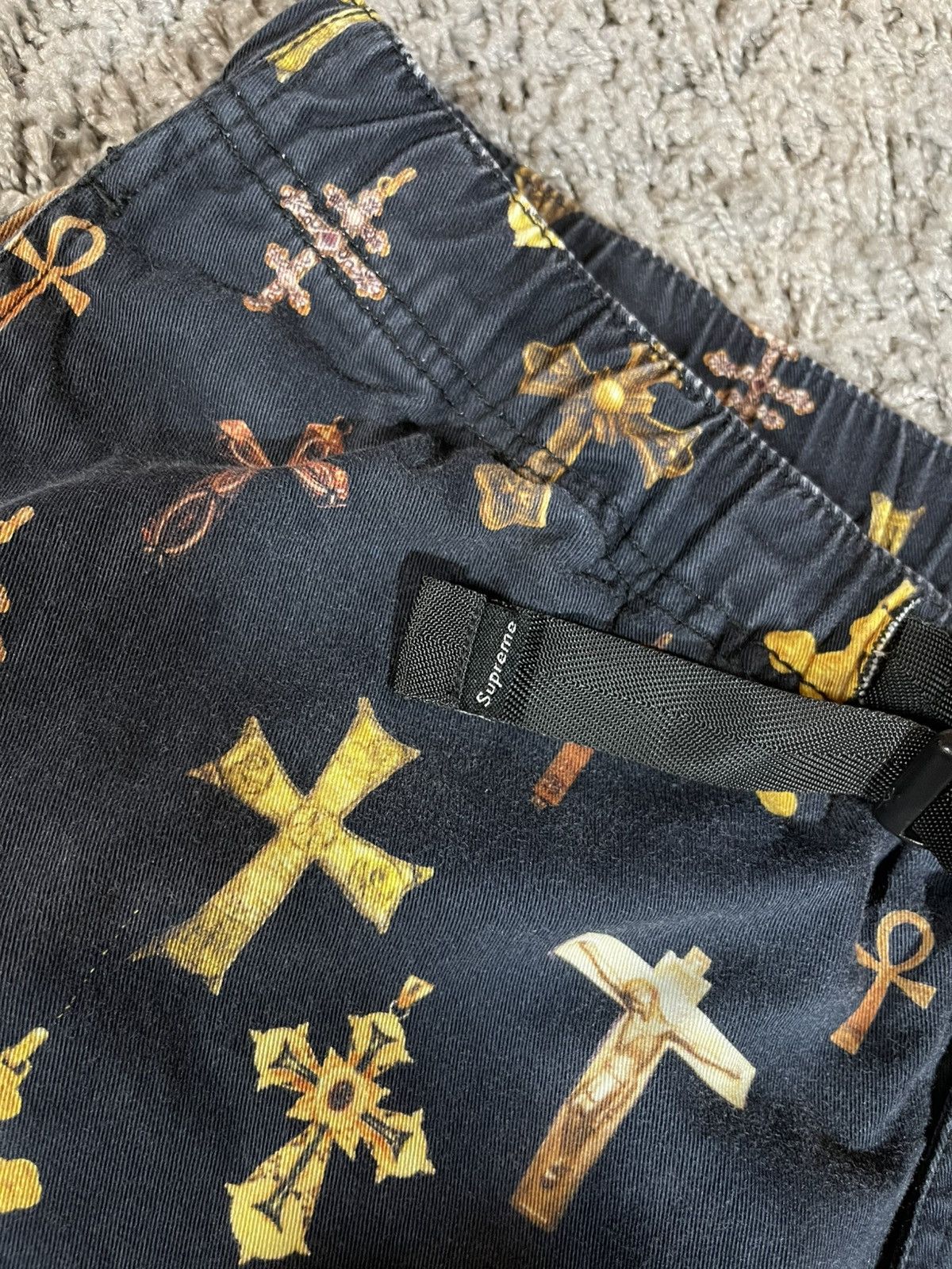 Supreme 2013SS Supreme Gold Crosses Belt Short Black Size US 30 / EU 46 - 5 Thumbnail