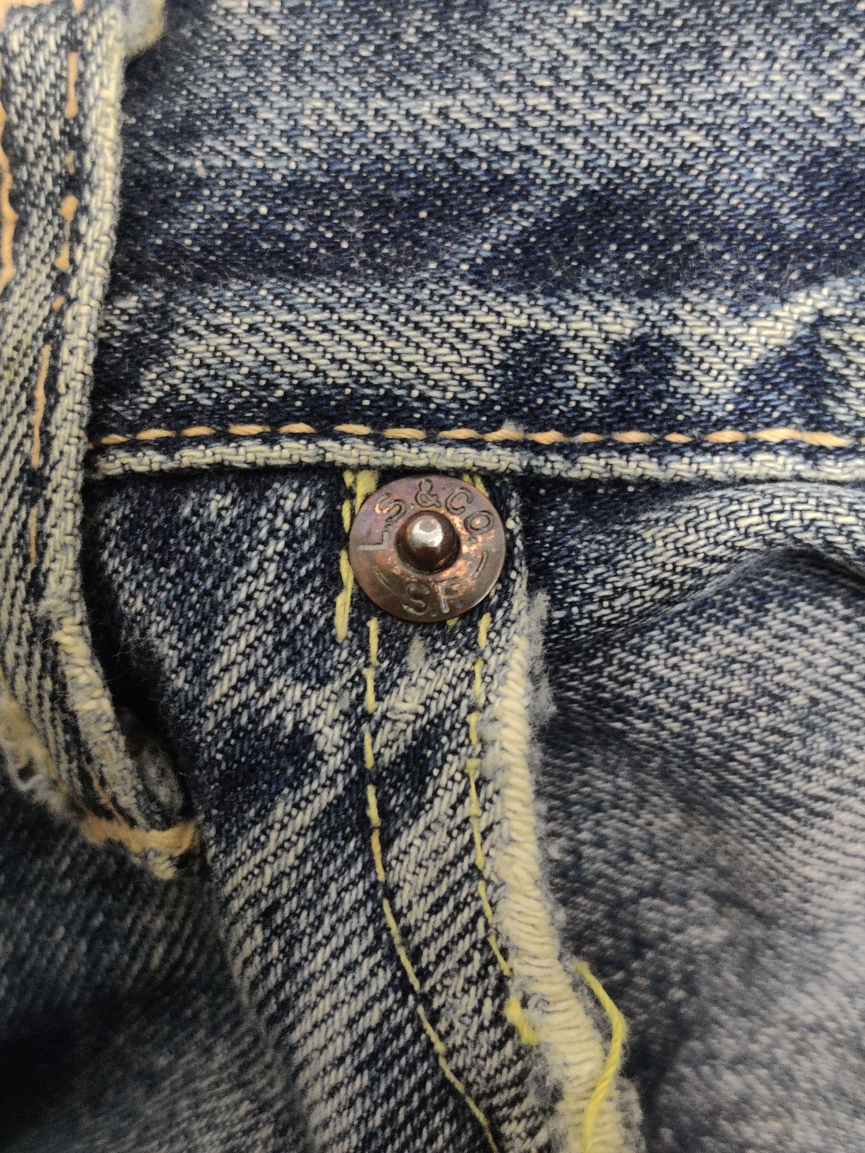 Levi's Vintage 60s Levis 501 Big E Denim Button No 2 Size US 32 / EU 48 - 22 Thumbnail