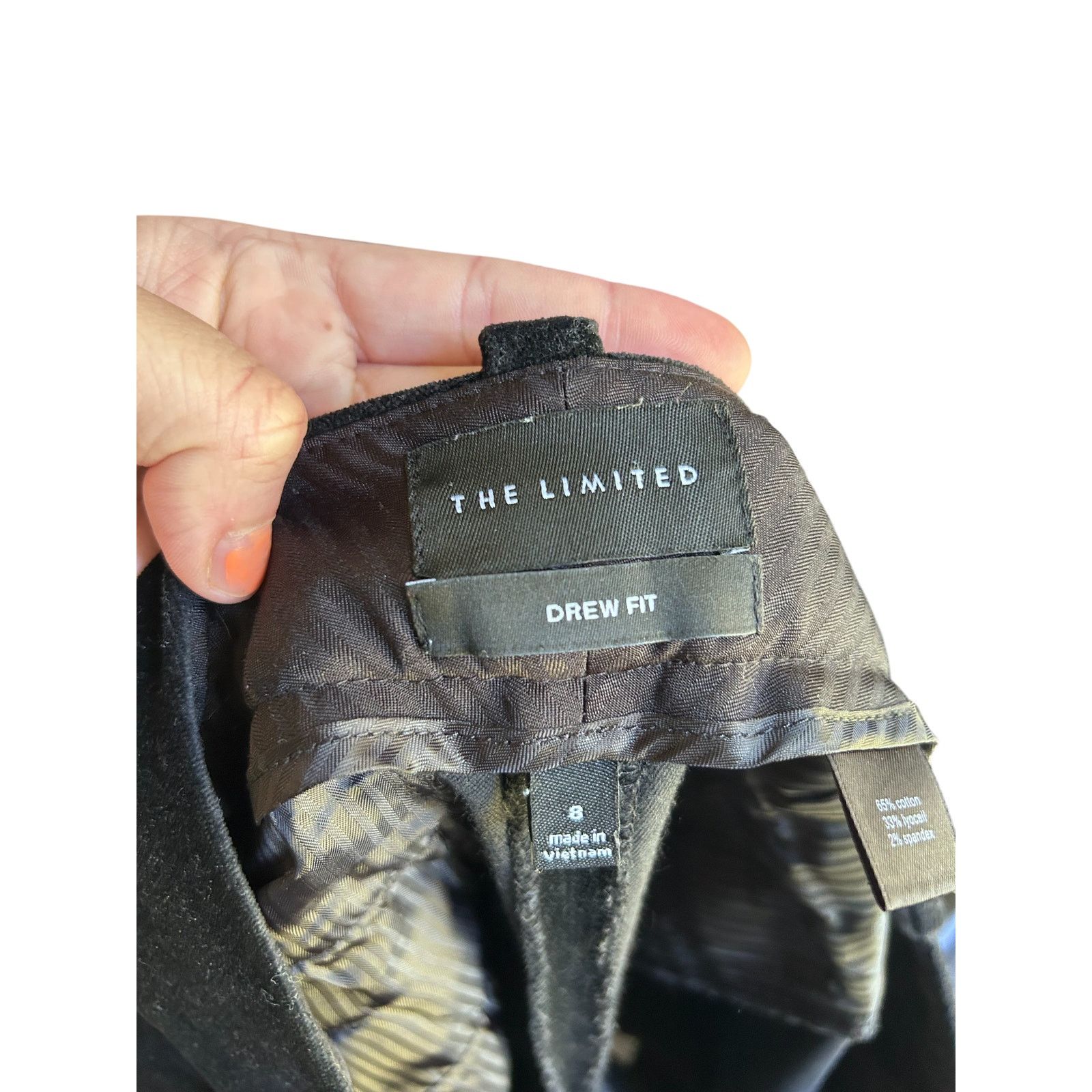 Oakton Limited The Limited Drew Fit Black Velvet Shorts Women Sz 8 Cuffed Size 30" / US 8 / IT 44 - 4 Thumbnail