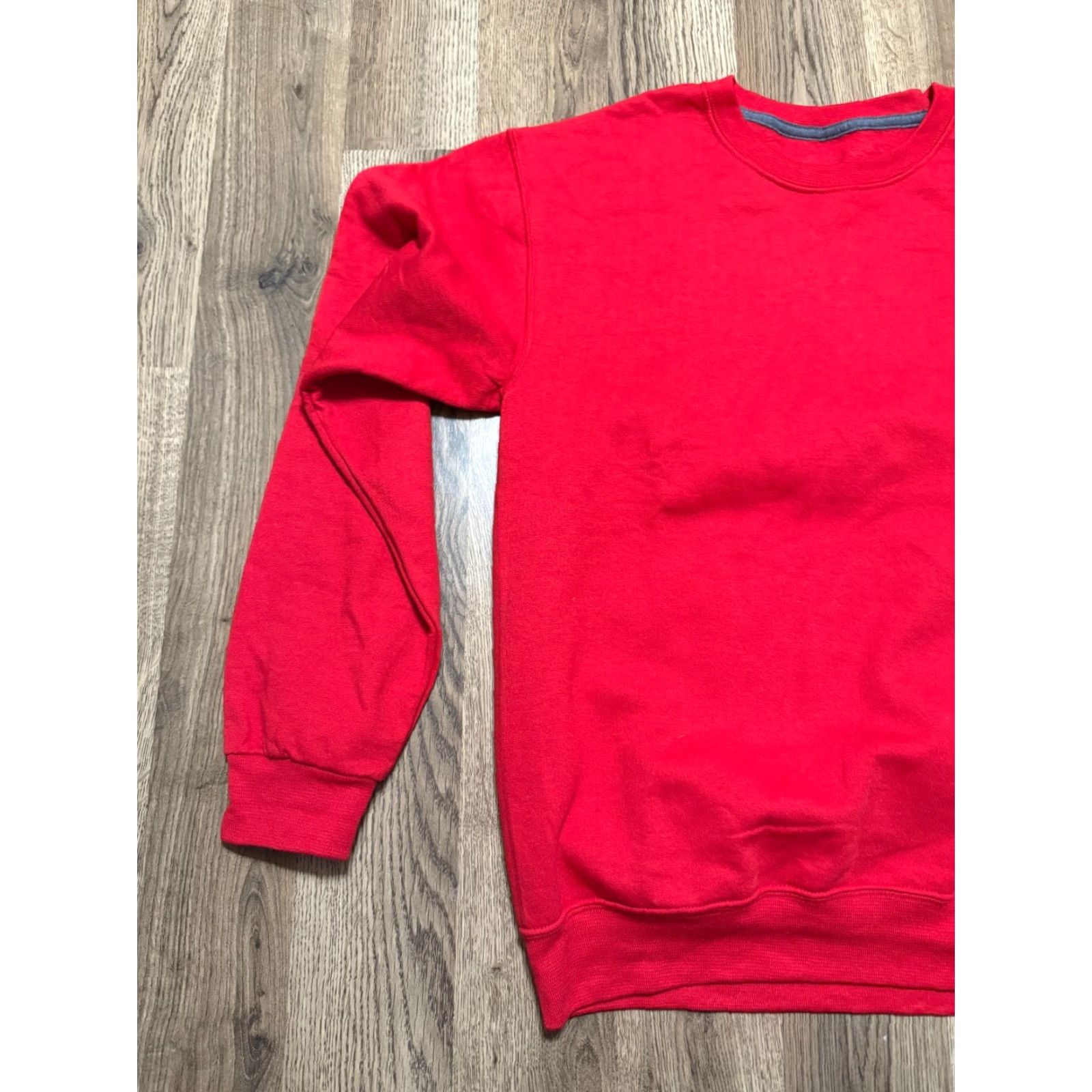 Athletic Works **Men's Red Athletic Works Pullover Sweater Size Small** User: Men's Red Athletic Works Pullover Sweater Size Small Size US S / EU 44-46 / 1 - 3 Thumbnail