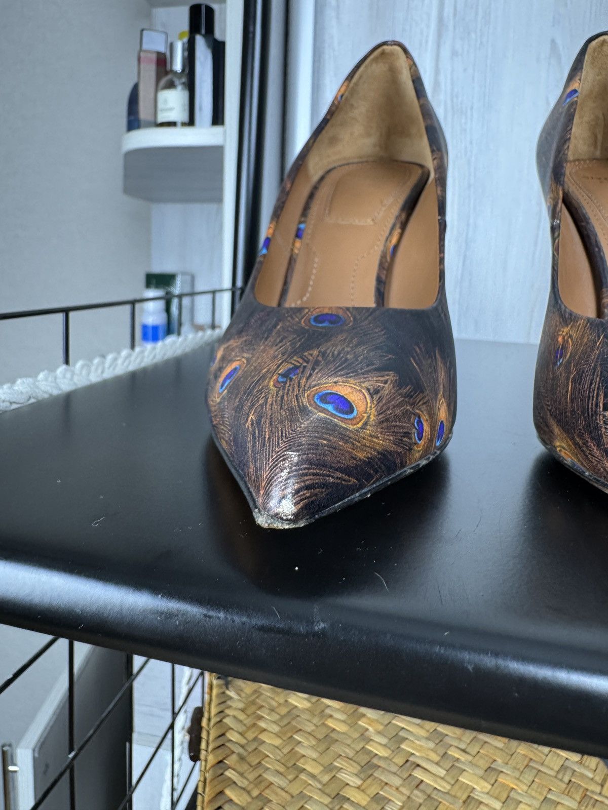 Givenchy Givenchy Paris peacock print leather stilettos heels Size US 6 / IT 36 - 6 Thumbnail
