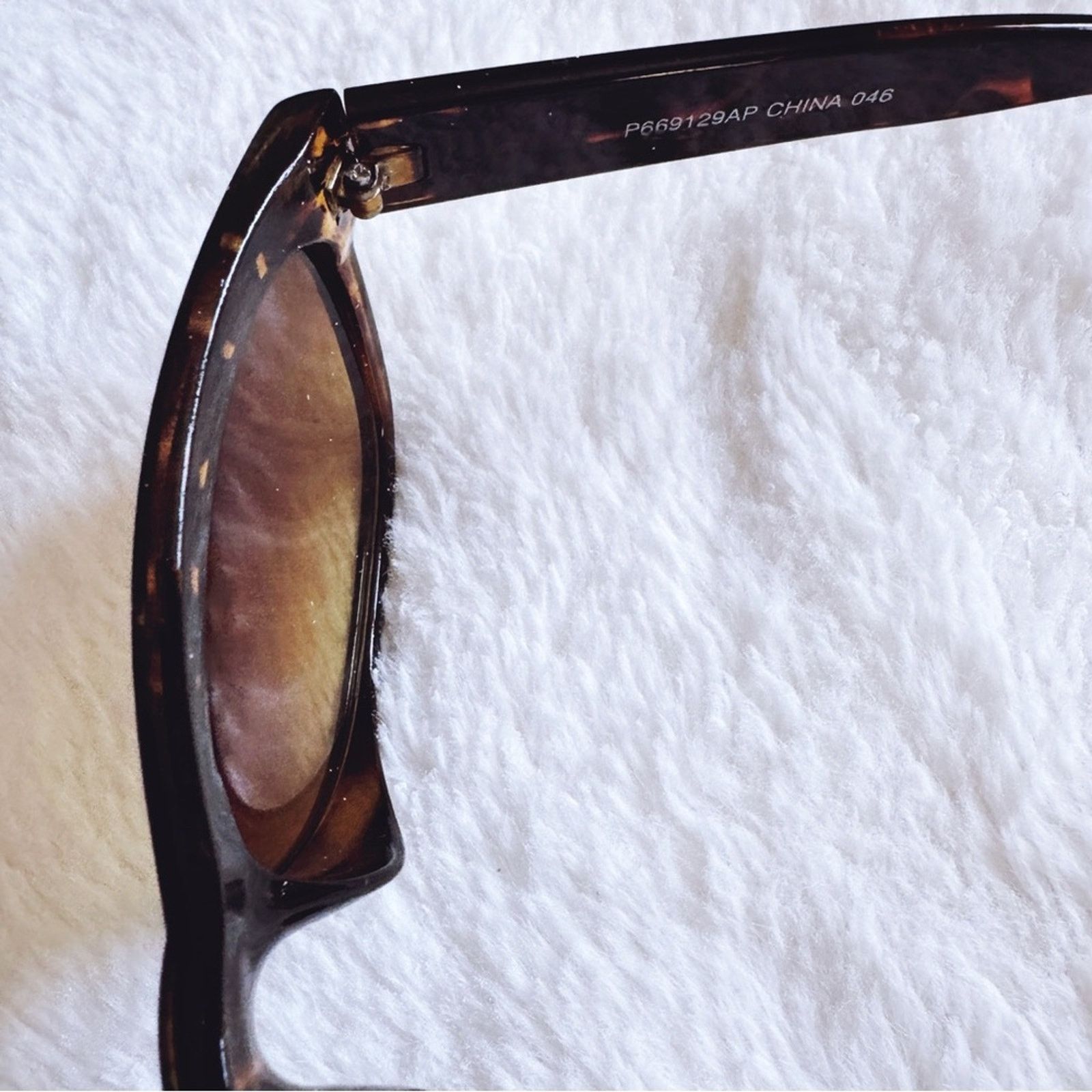 Other Rina Tortoise Brown Sunglasses Size ONE SIZE - 5 Thumbnail