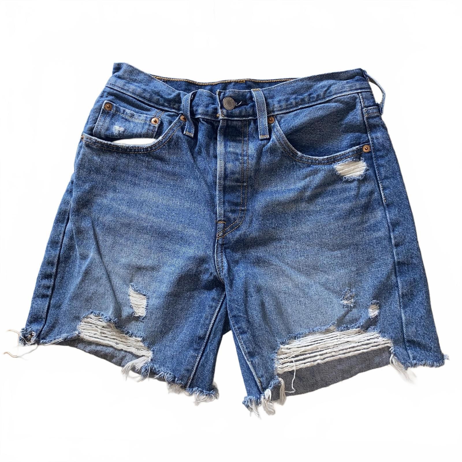 Designer Levis Button Fly Distressed Shorts 26 Size 26" / US 2 / IT 38 - 1 Thumbnail
