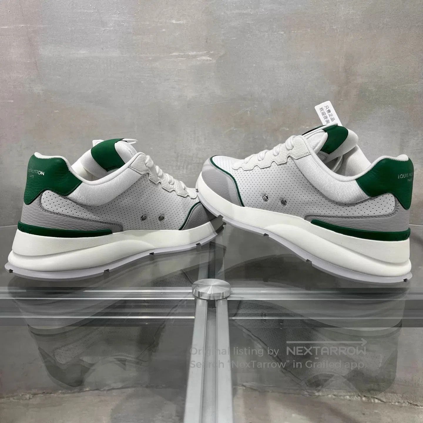 Louis Vuitton White Lowtop Sneakers Size 7. Size US 7 / EU 40 - 5 Thumbnail