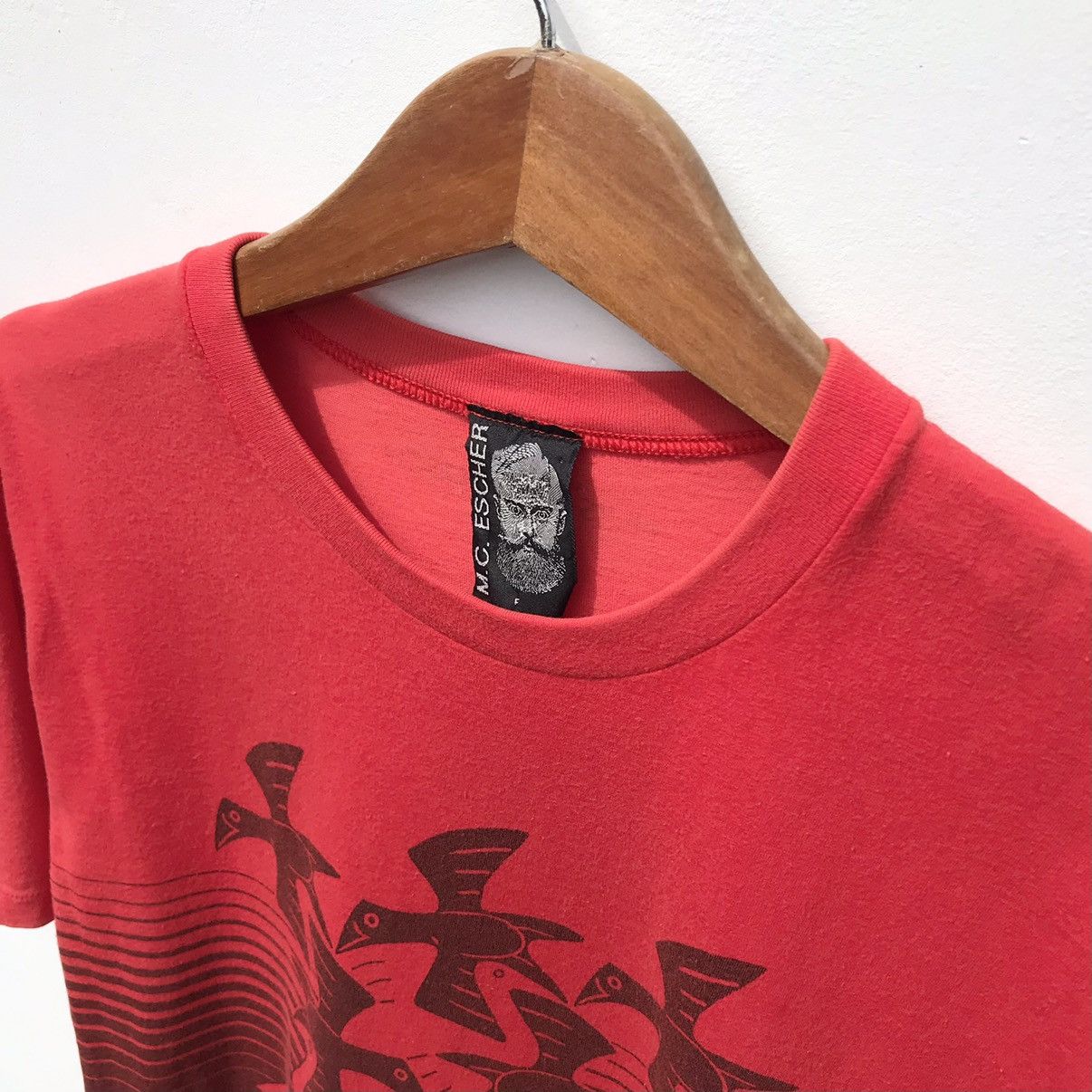 Vintage Vintage 90s MC Escher Birds Shirt MC Escher Art Sun Faded Size US S / EU 44-46 / 1 - 12 Thumbnail