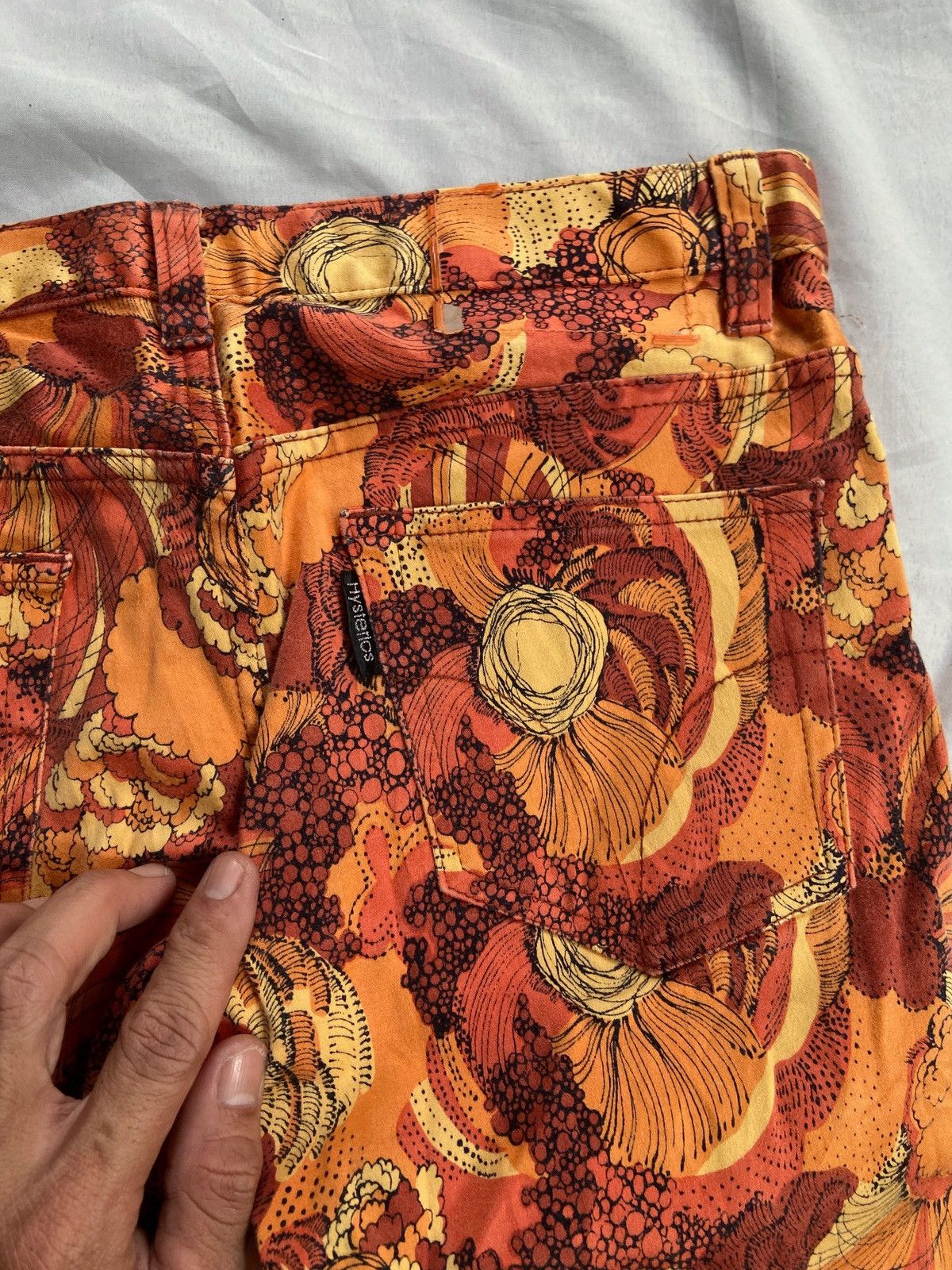 Hysteric Glamour HYSTERIC GLAMOUR PRINTED FLOWERS FLARED PANTS Size 29" - 16 Thumbnail