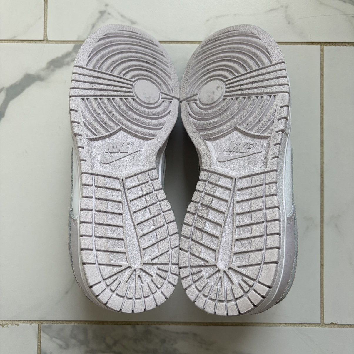 Nike Nike Dunk Low Venice Women's Size 9 White Light Purple Size US 9 / IT 39 - 5 Thumbnail