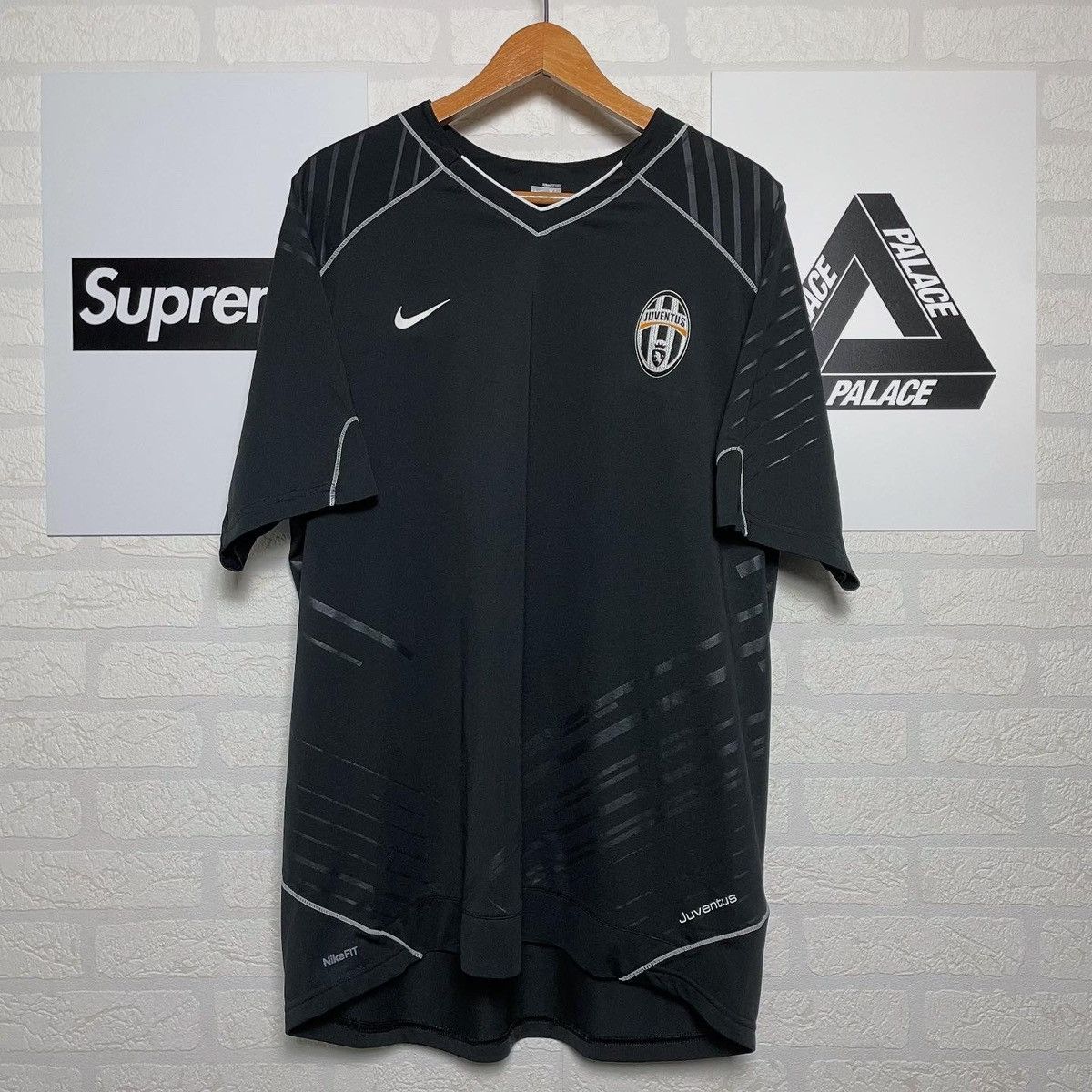 Nike Juventus 2000's training Futebol Soccer Nike 2005 2006 Size US XL / EU 56 / 4 - 1 Thumbnail