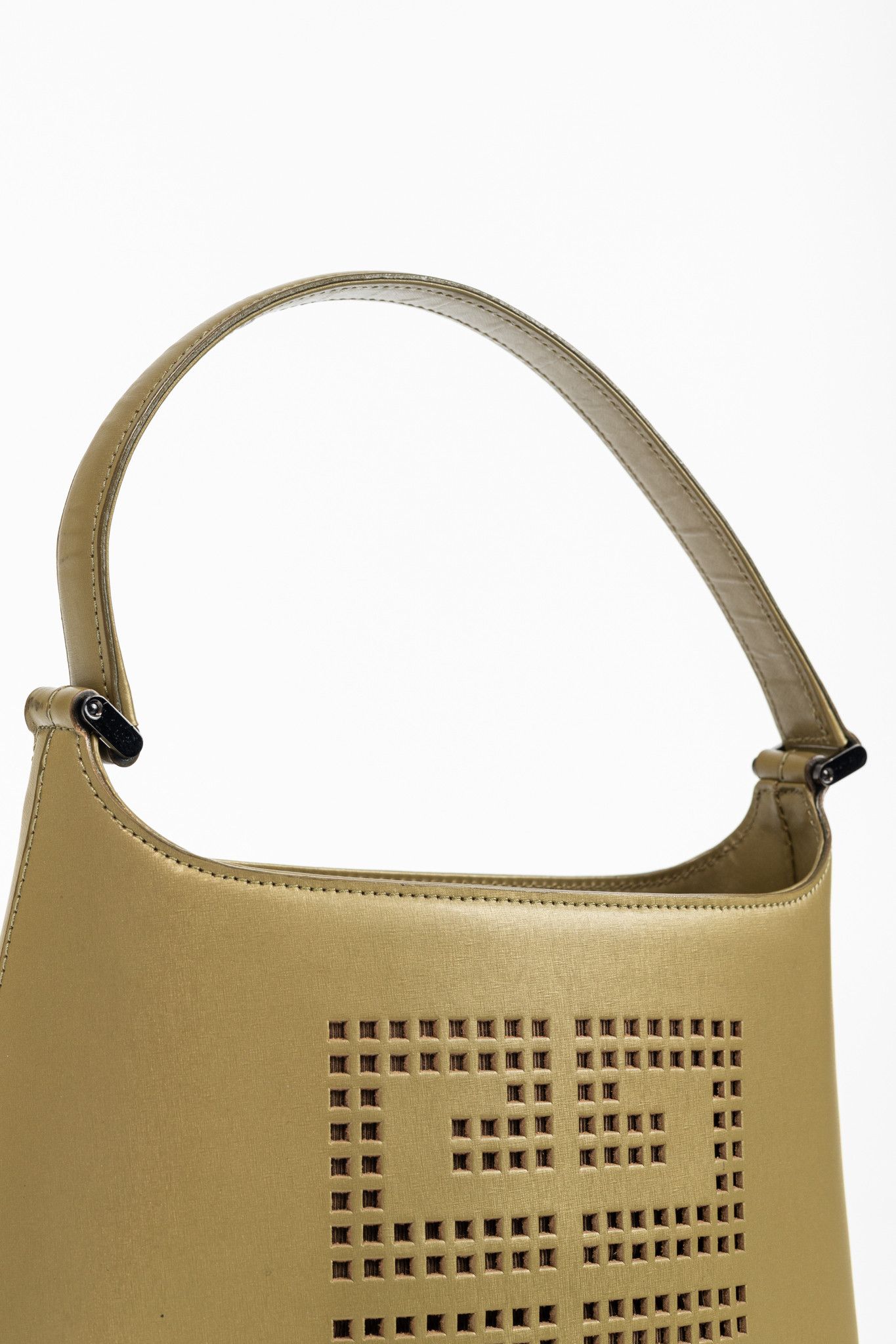 Givenchy Givenchy Vintage Gold Leather 4G-Logo Handbag Size ONE SIZE - 7 Thumbnail