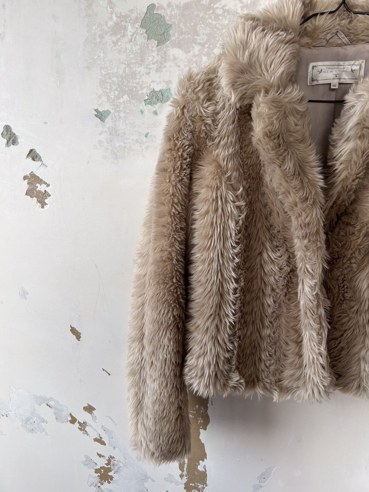 Vintage Faux raccoon fur coat round collar warm thick Size M / US 6-8 / IT 42-44 - 3 Thumbnail