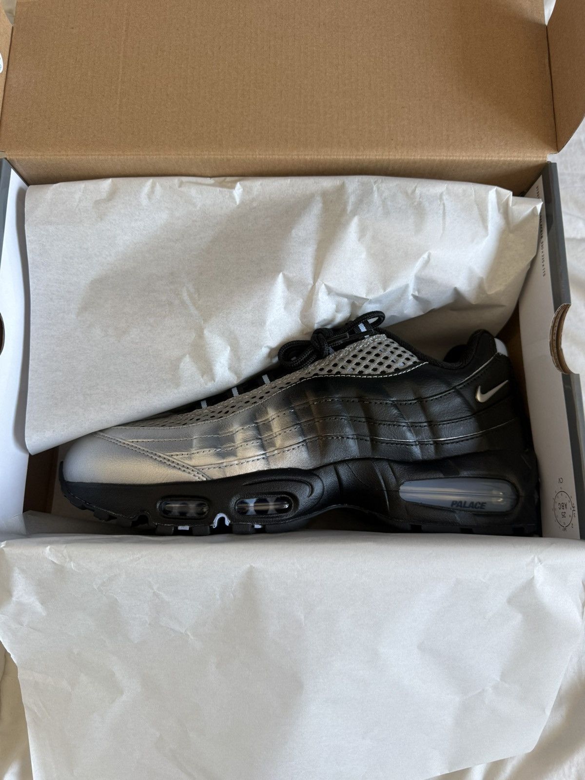 Nike Nike Air Max 95 Palace Size US 10 / EU 43 - 9 Thumbnail