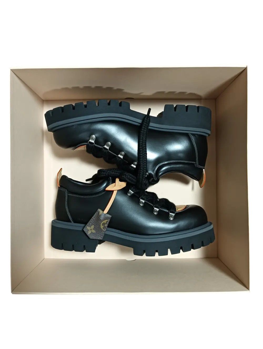 Louis Vuitton × Nigo Remix Derby Size US 11 / EU 44 - 1 Thumbnail