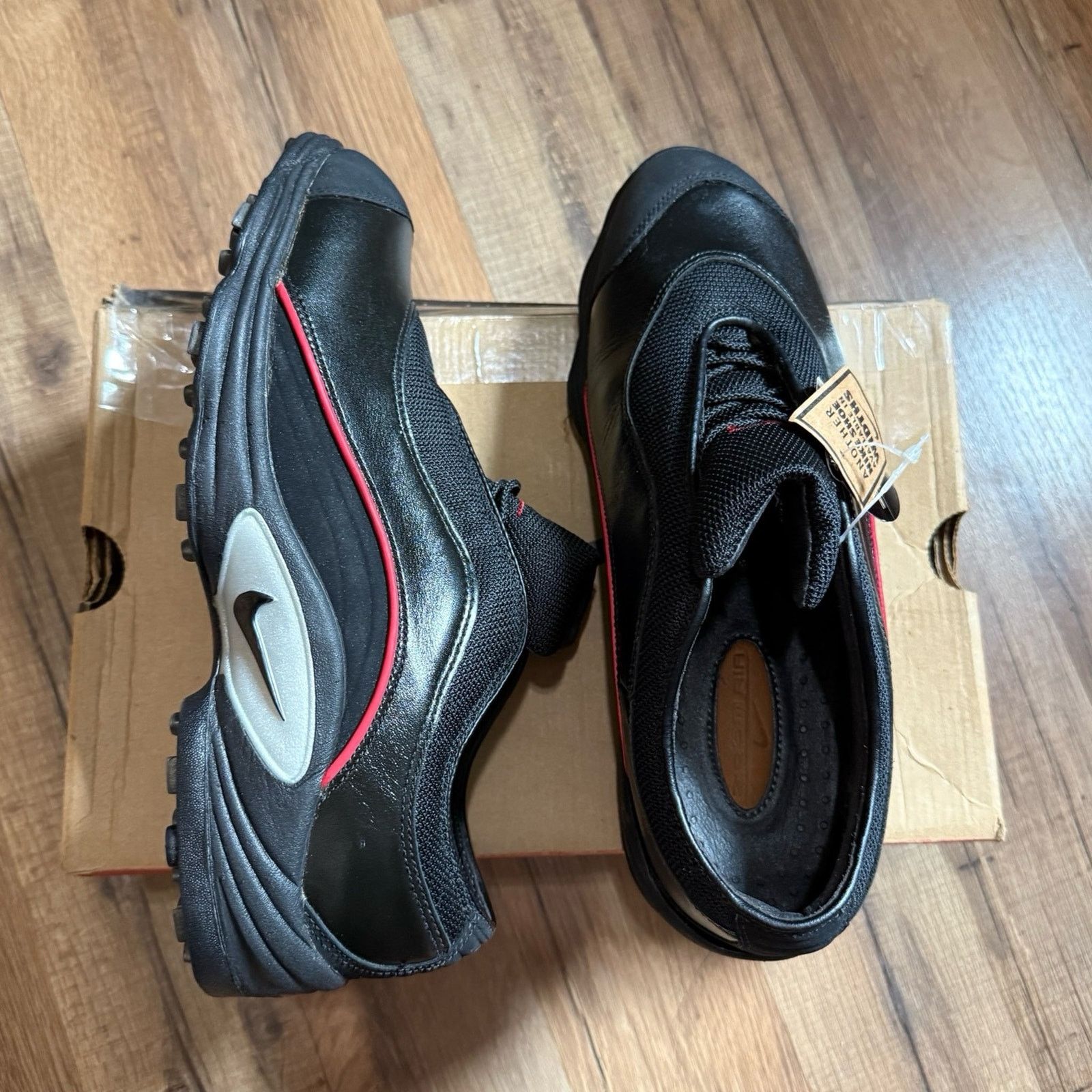 Nike 90s Nike Tiger Woods Air Zoom T-Range Black Varsity Red Size US 8 / EU 41 - 2 Thumbnail